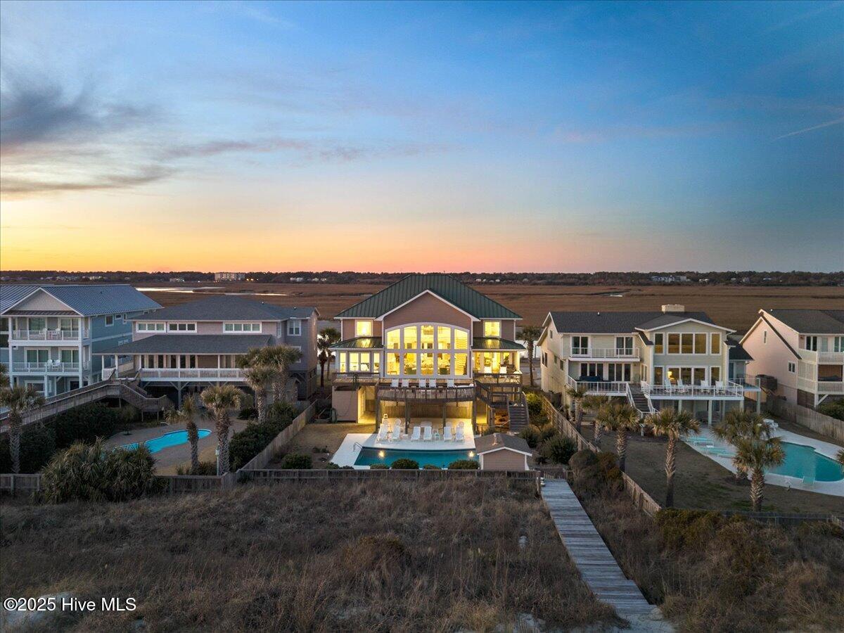 100491372 | Photo 12