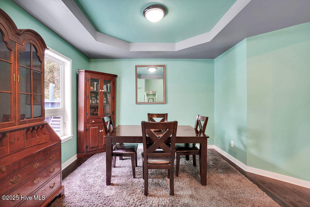 100532322 | Photo 11