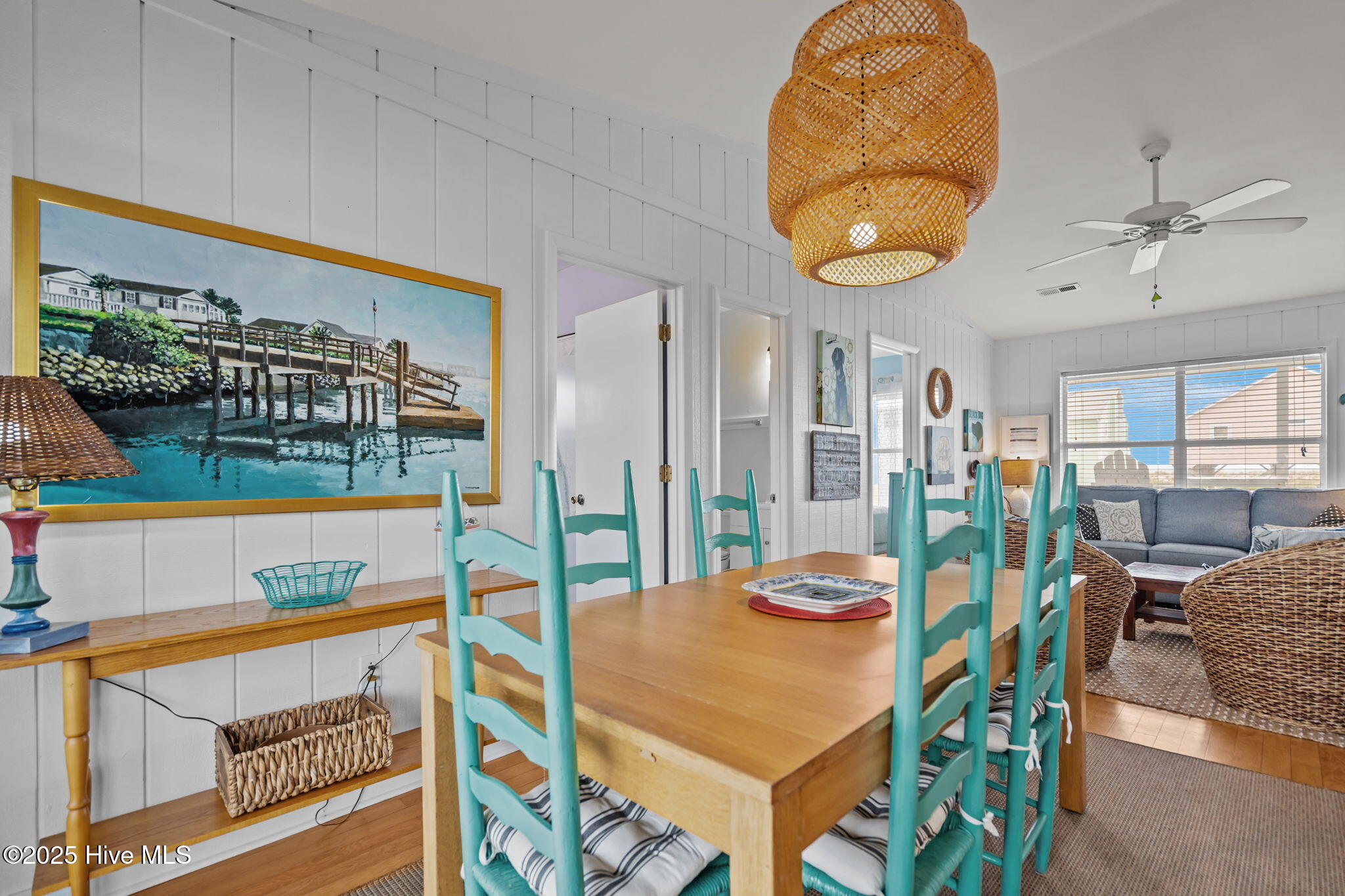 100531586 | Photo 13