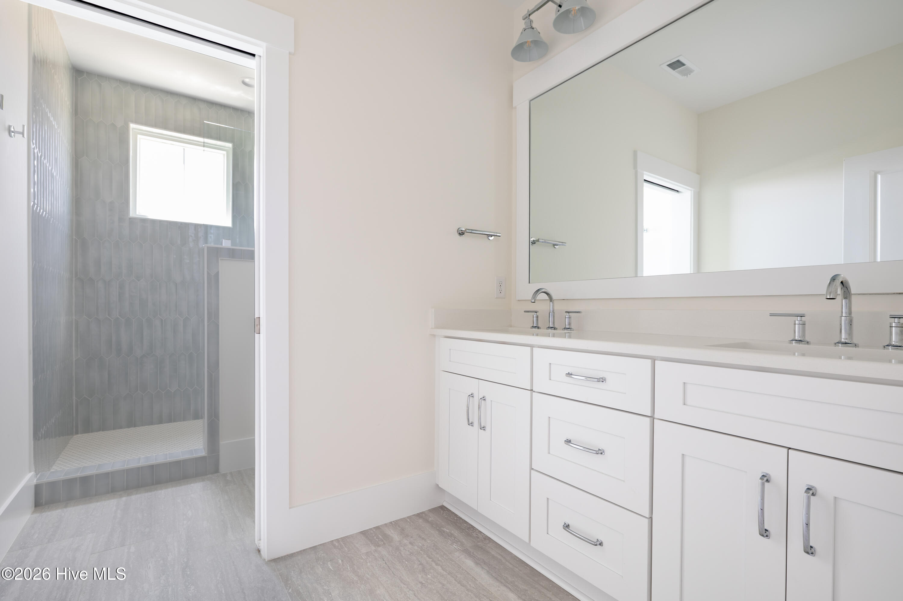 514 N 11th Street B,Morehead City