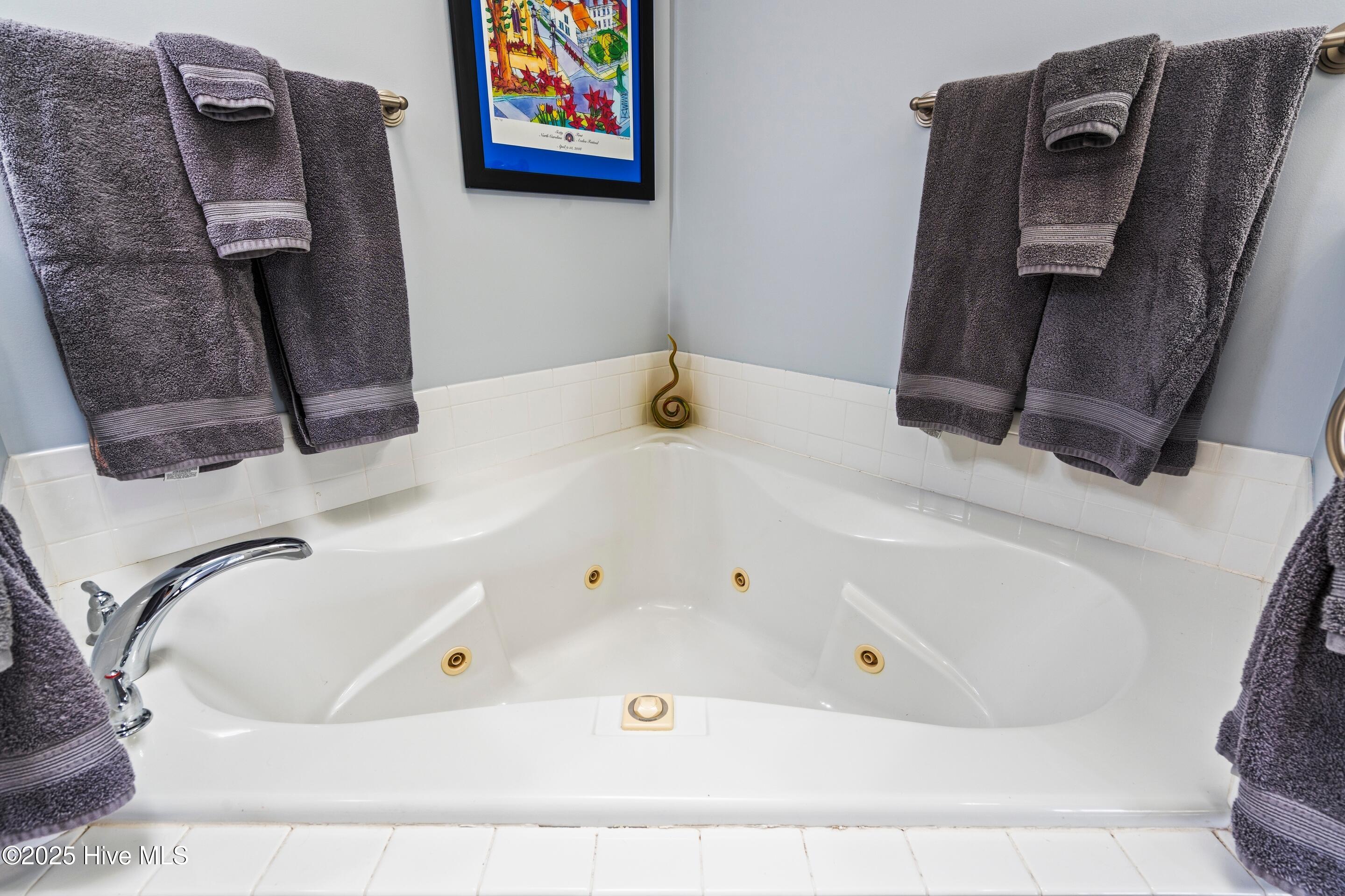 100541104 | Photo 59