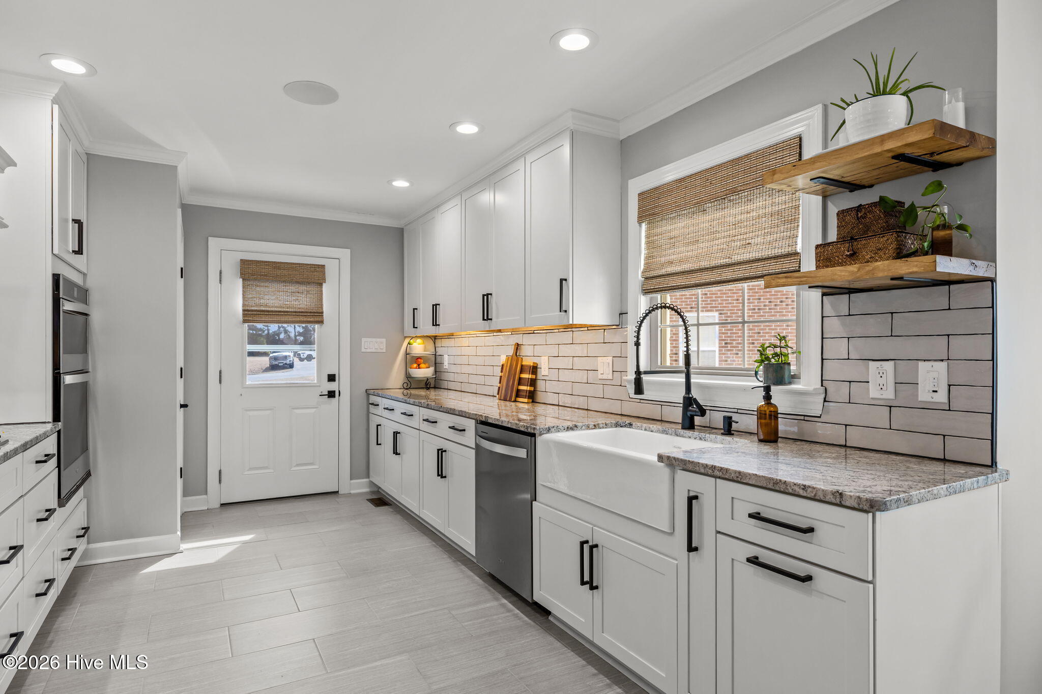 100555597 | Photo 18