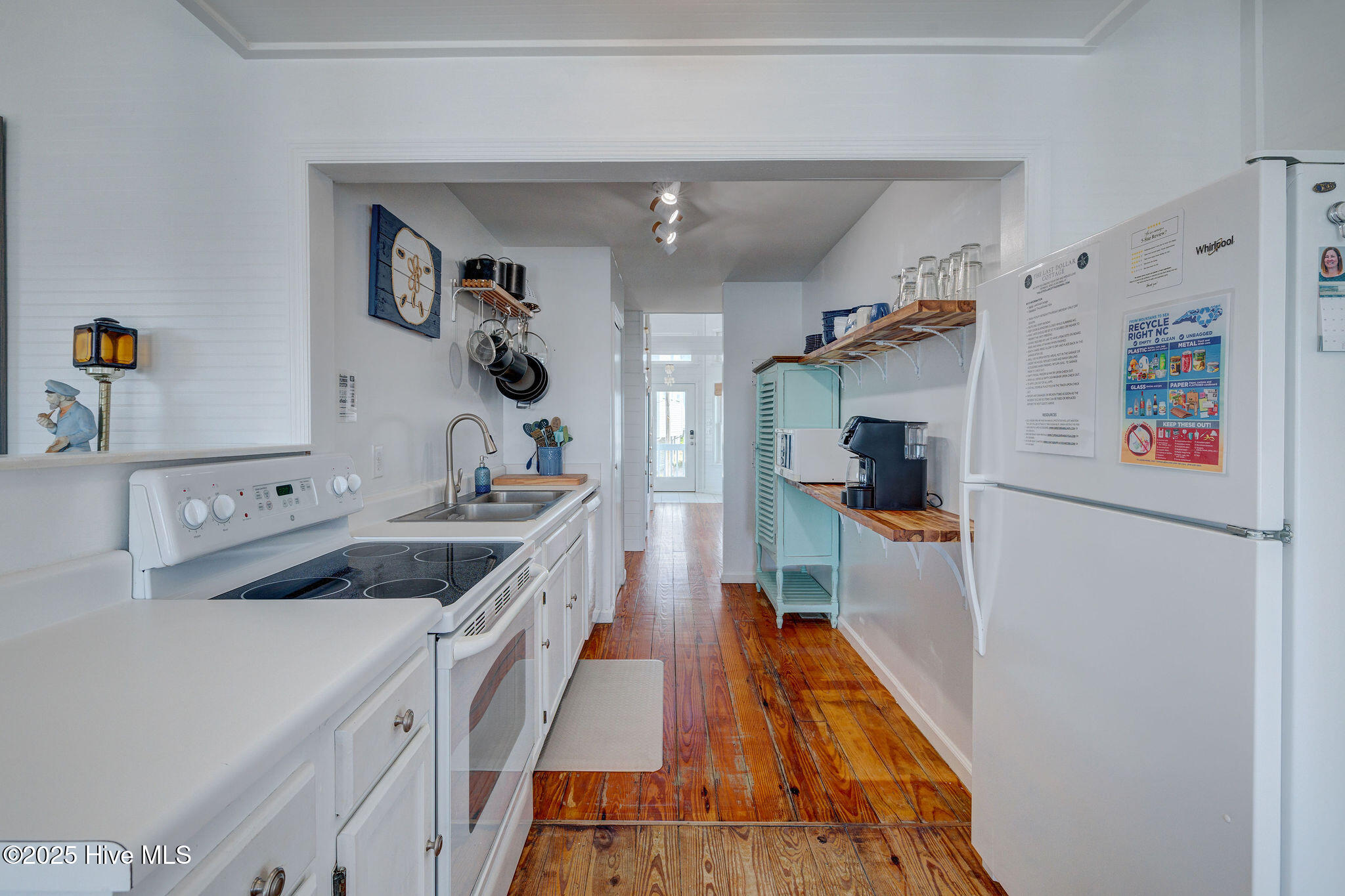 1904 Ocean Boulevard, Topsail Beach, NC 28445 – photo 15: 1904OceanBoulevard-36