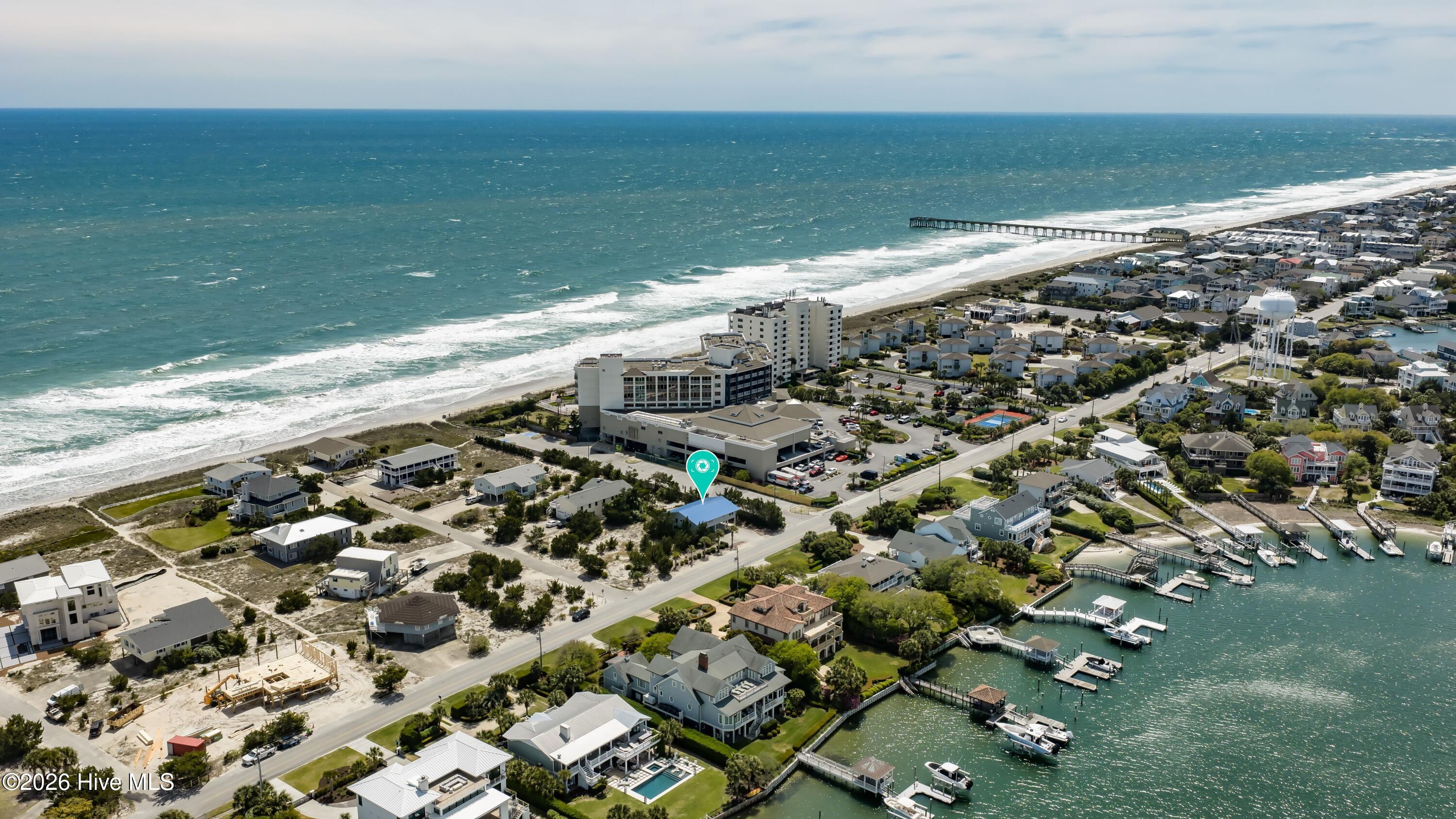 100565989 | Photo 38