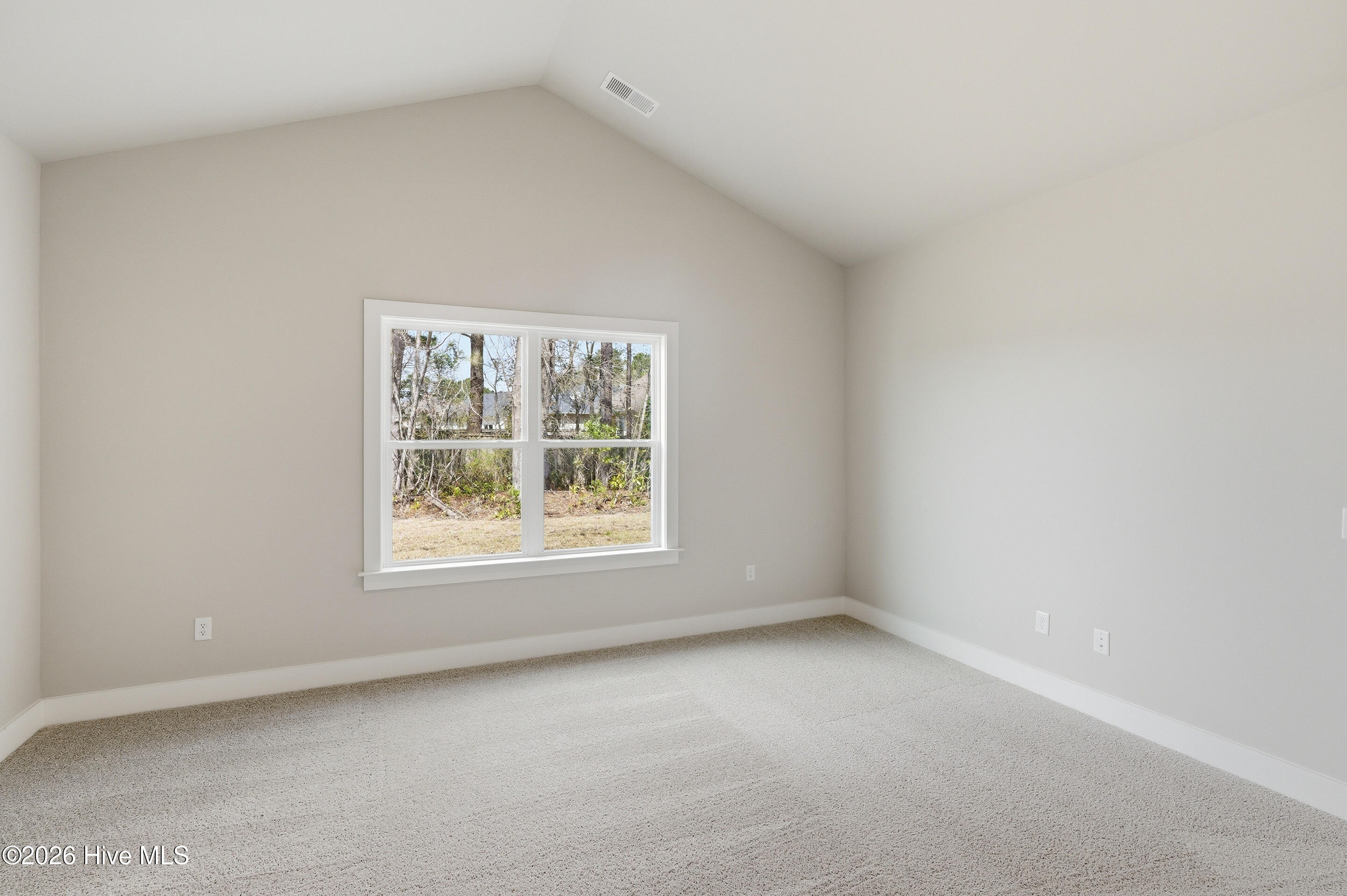 100547576 | Photo 12