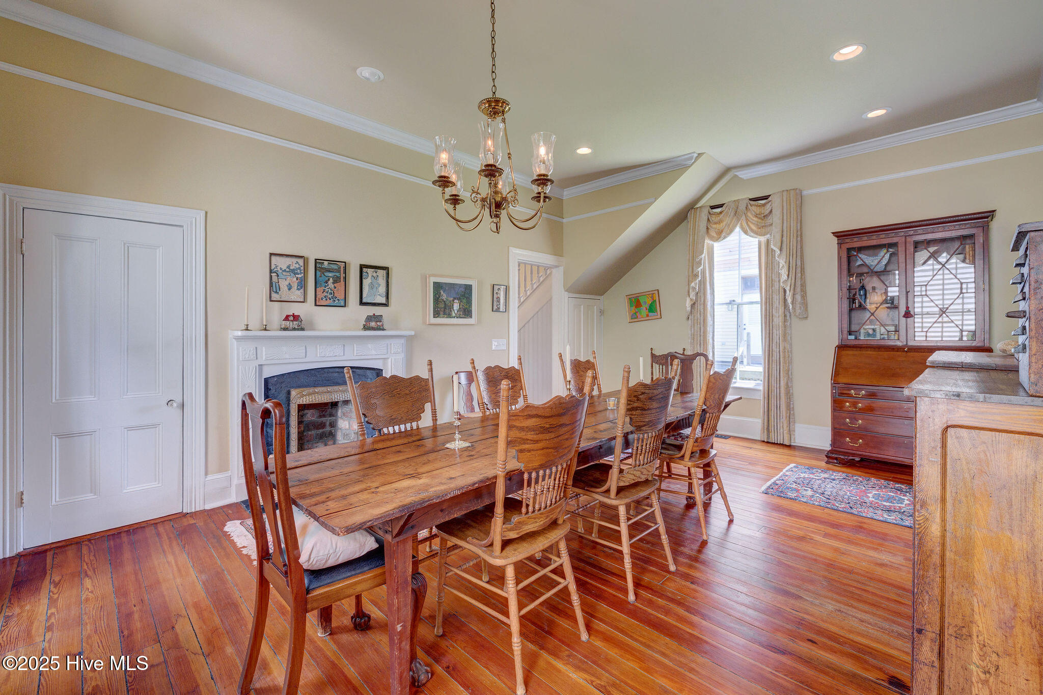 100515844 | Photo 13