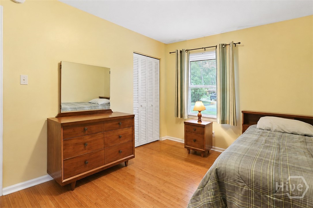 5 Prince Charles Court
