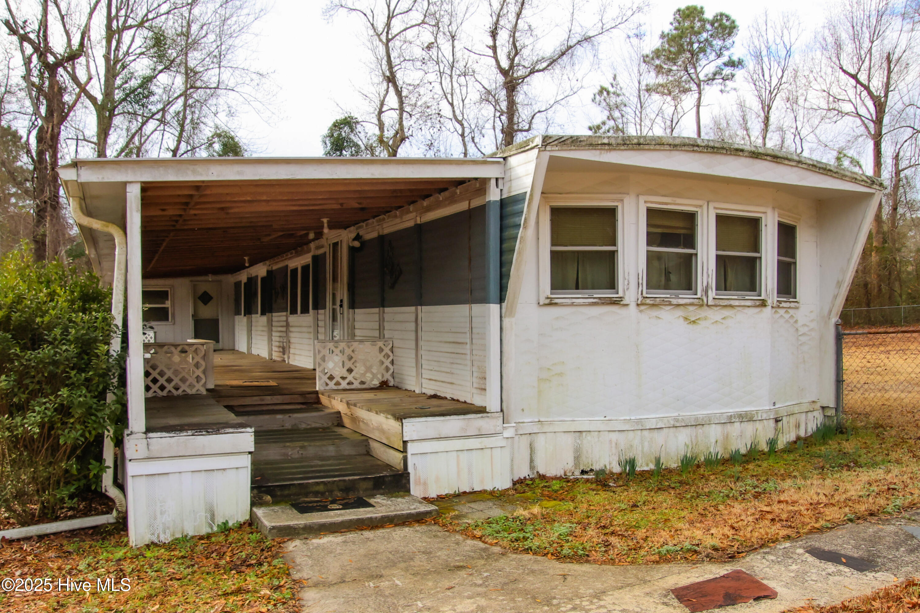120 Youpon Drive, Hubert, NC 28539 – photo 4: IMG_1066