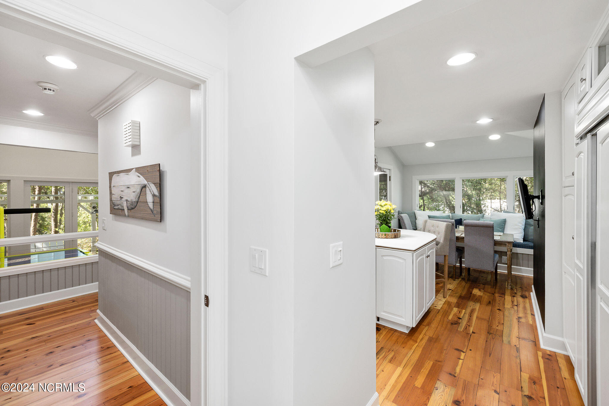 100493590 | Photo 31