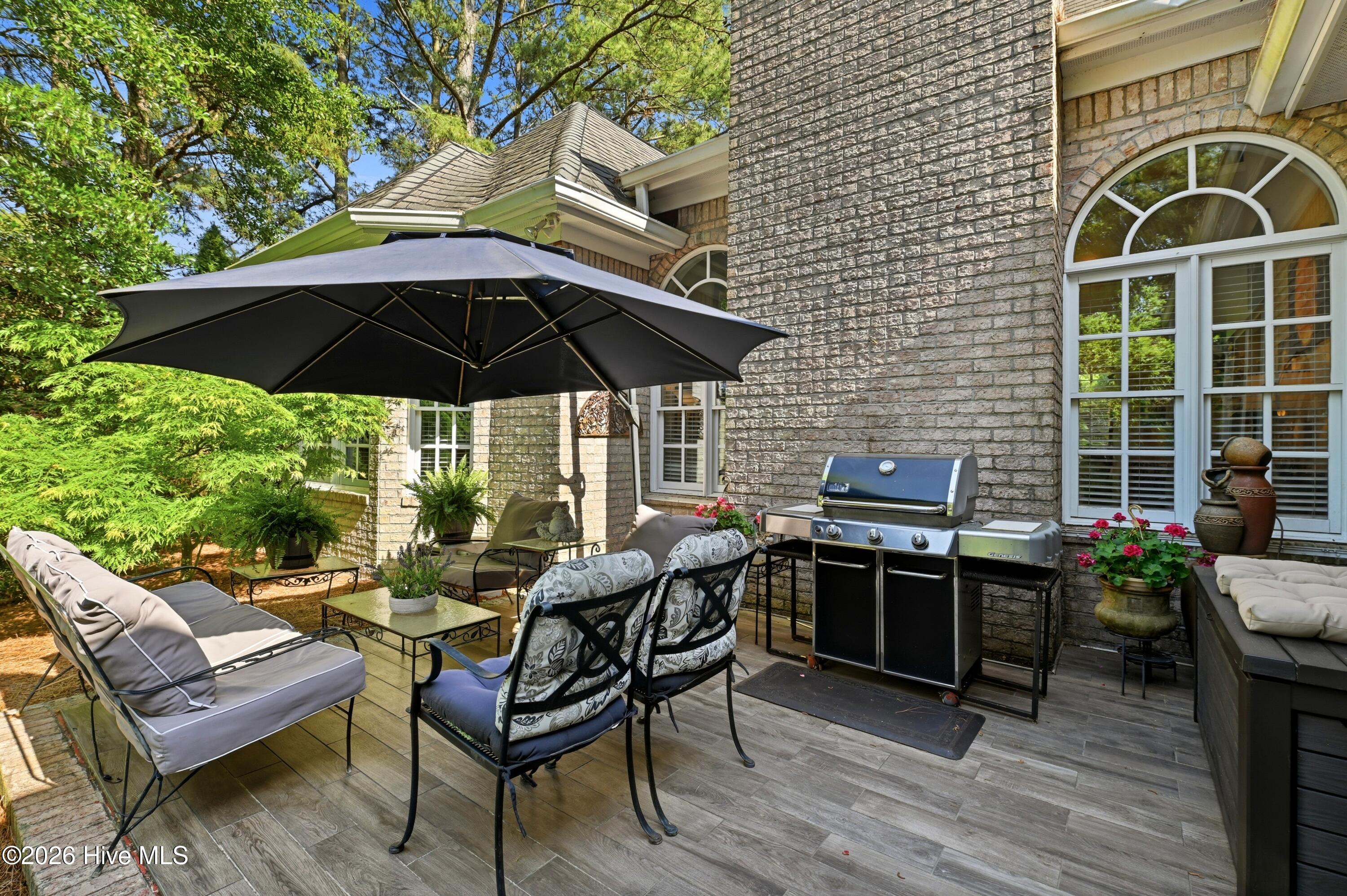 100567999 | Photo 42