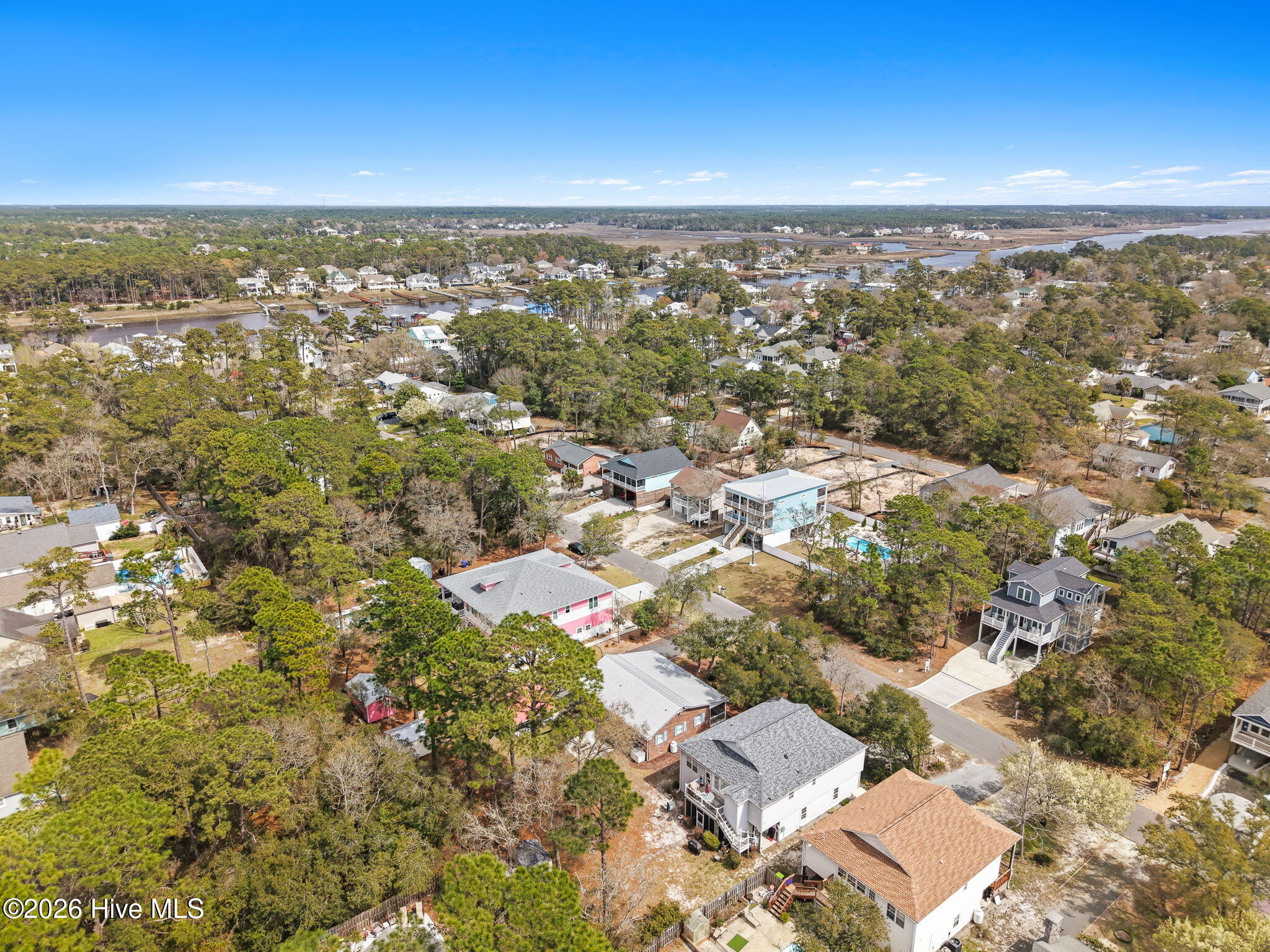 100562646 | Photo 42