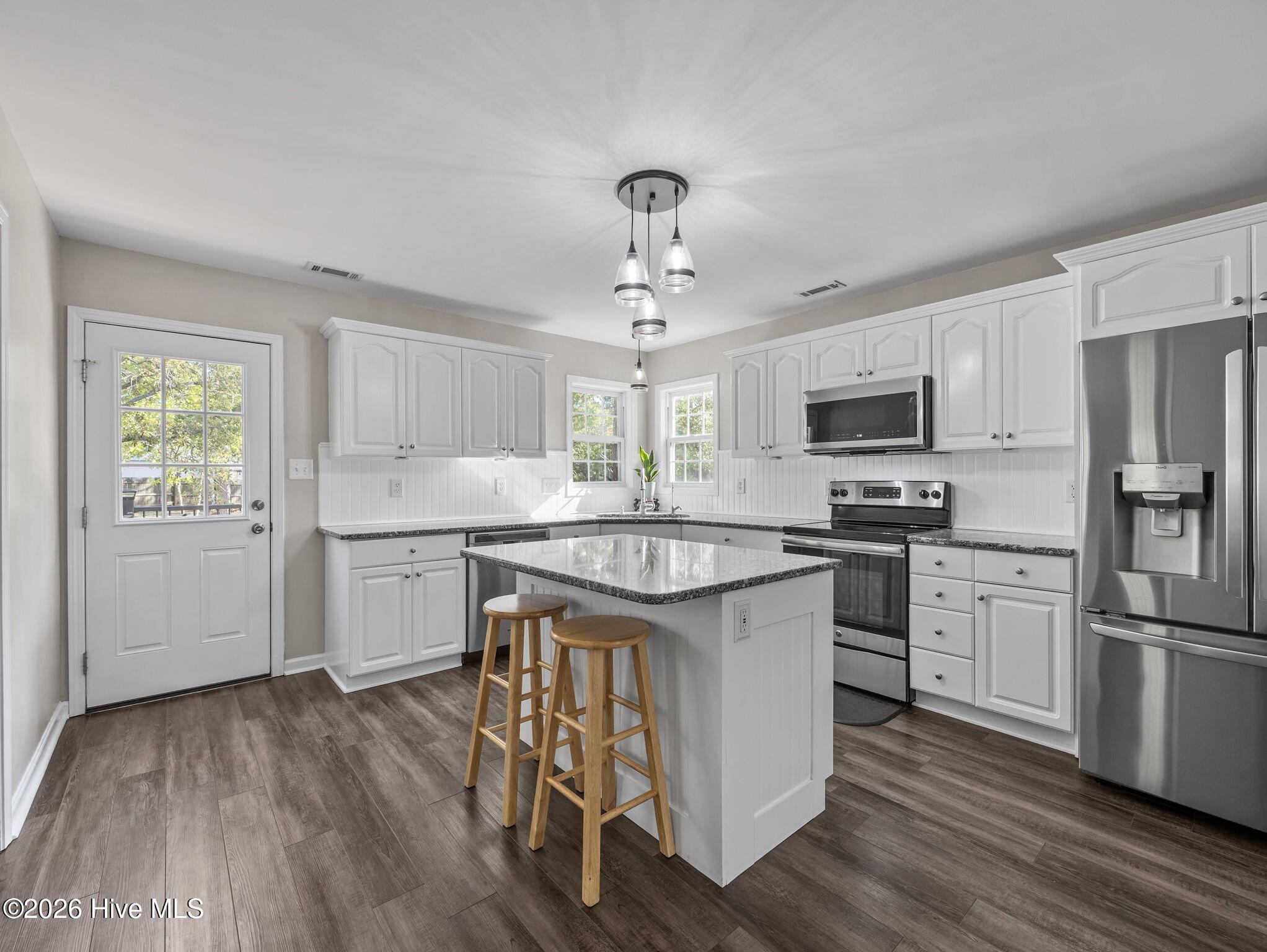 100567456 | Photo 12