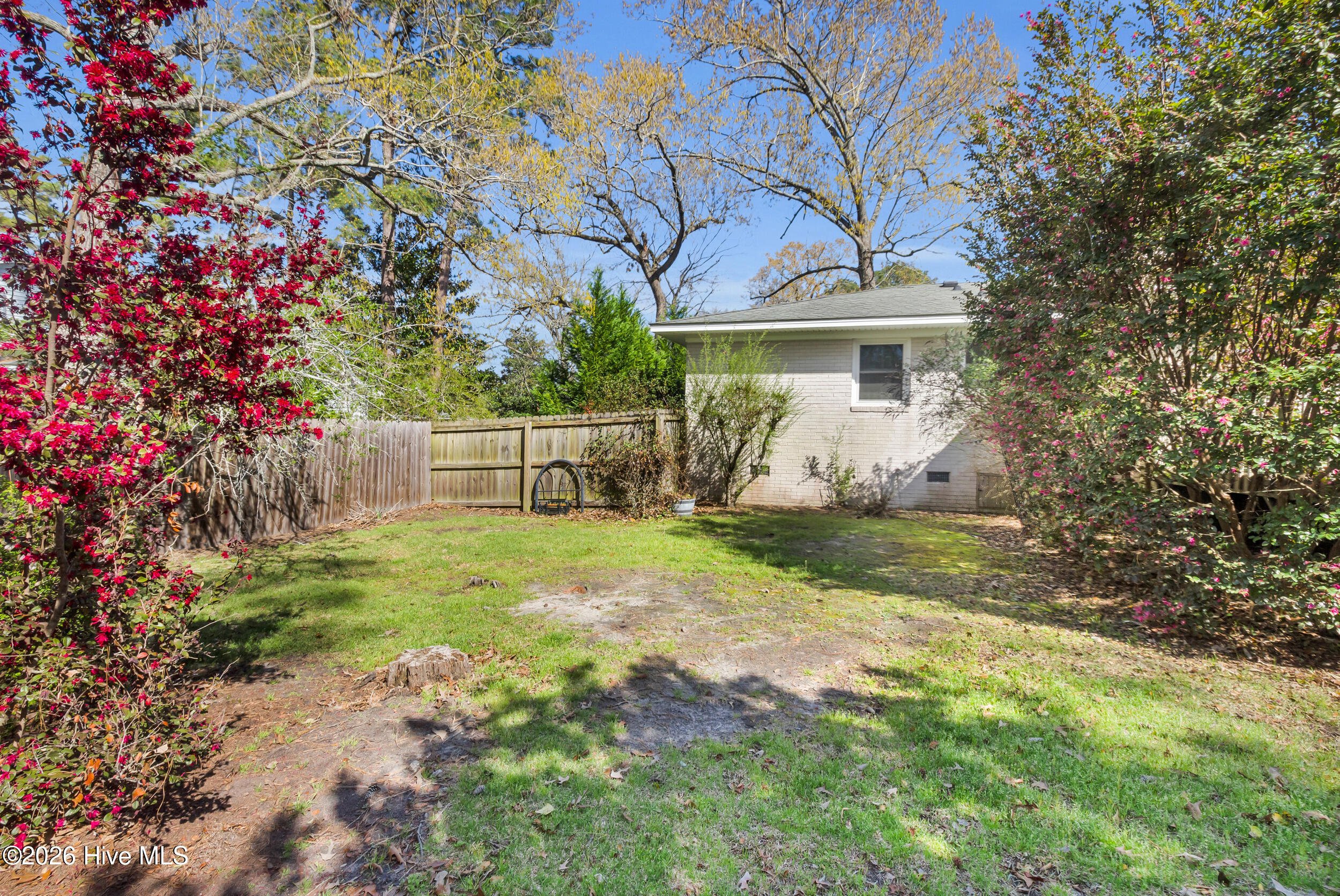 609 Edgehill Road,Trent Woods