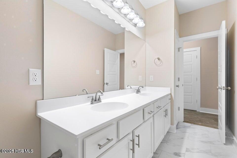 319 E Theriault Court, Jacksonville, NC, 28540