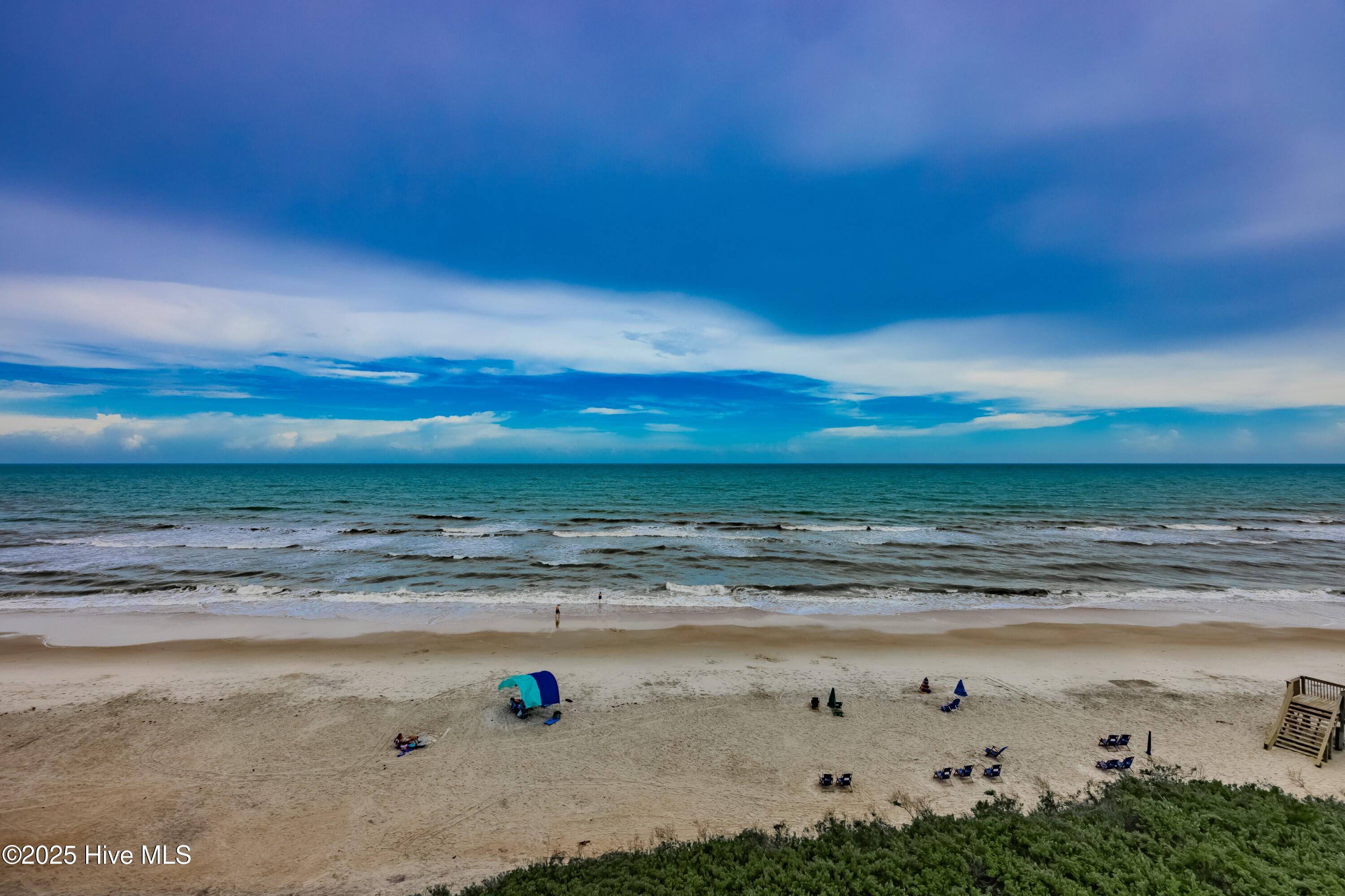 100520081 | Photo 32