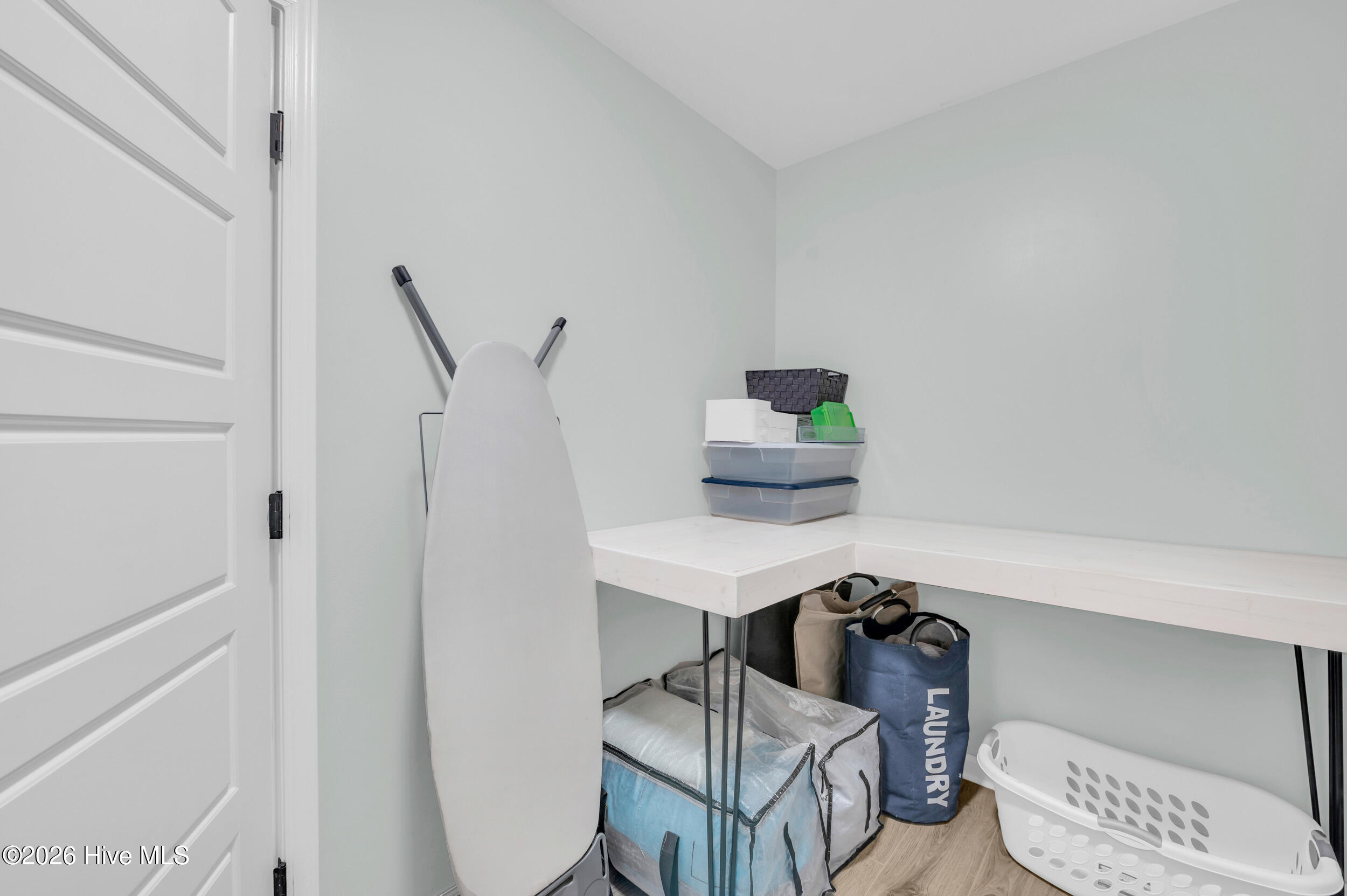 100550798 | Photo 41