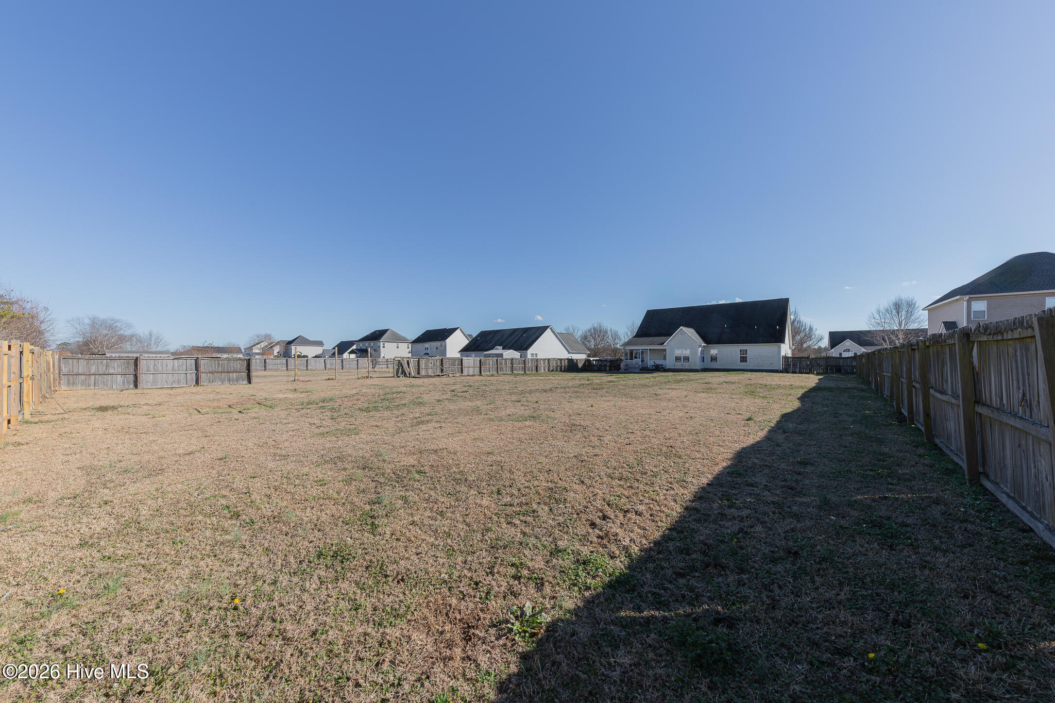 100550333 | Photo 47