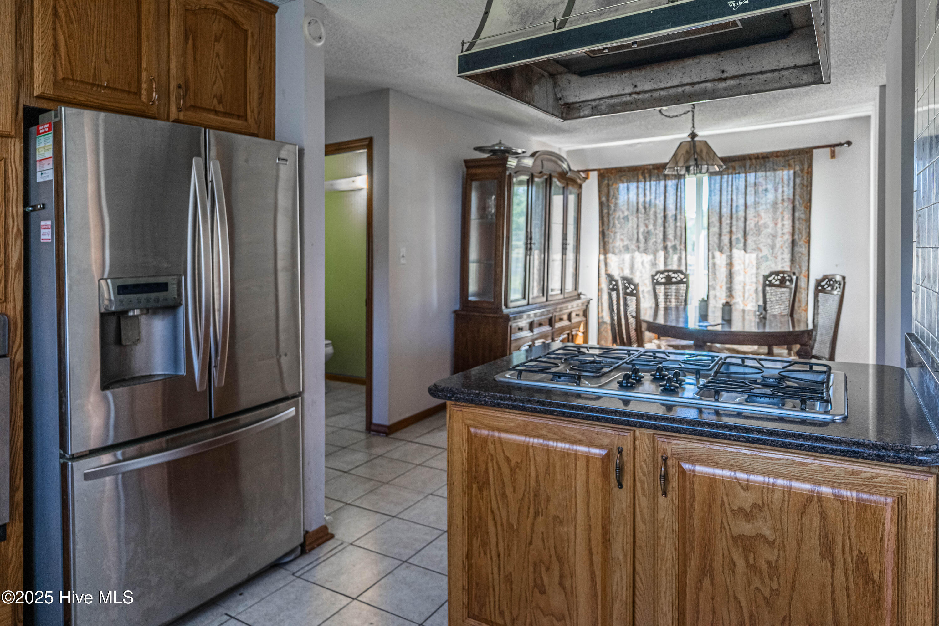 100536472 | Photo 19