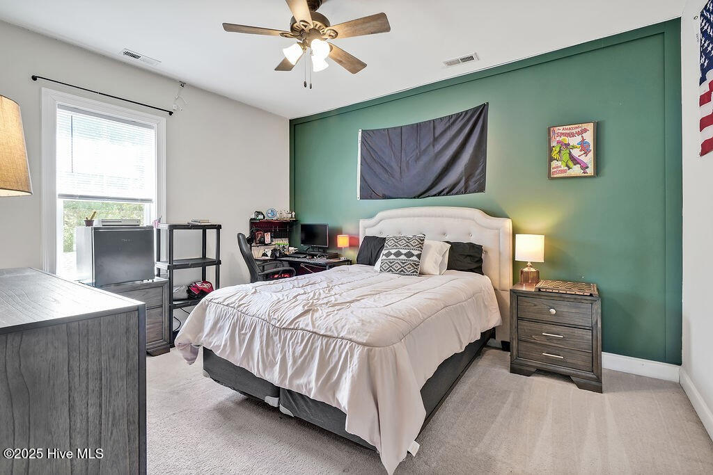 100518744 | Photo 31