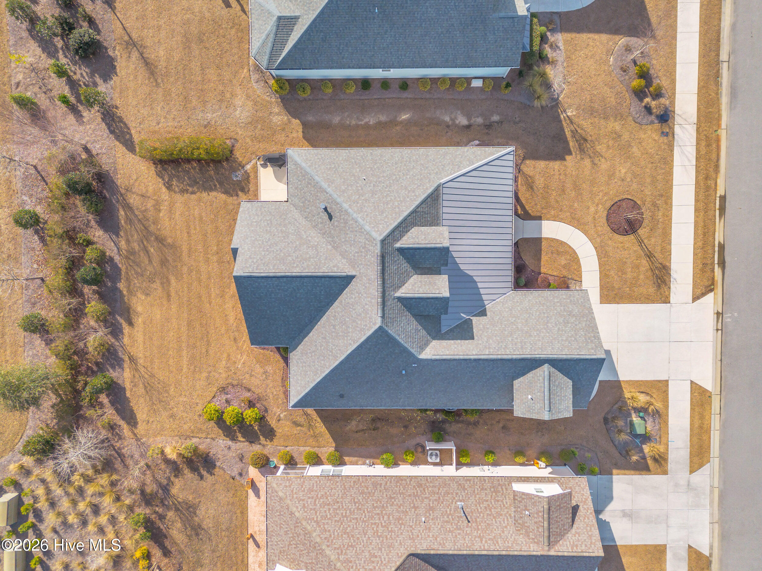 100550719 | Photo 61