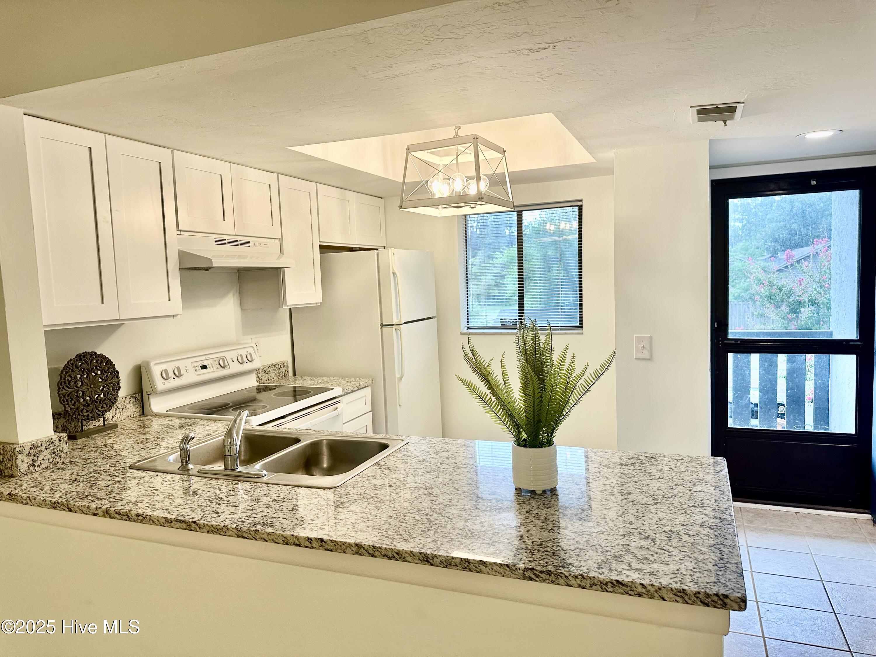 4451 Holly Tree Road, Wilmington, NC, 28412