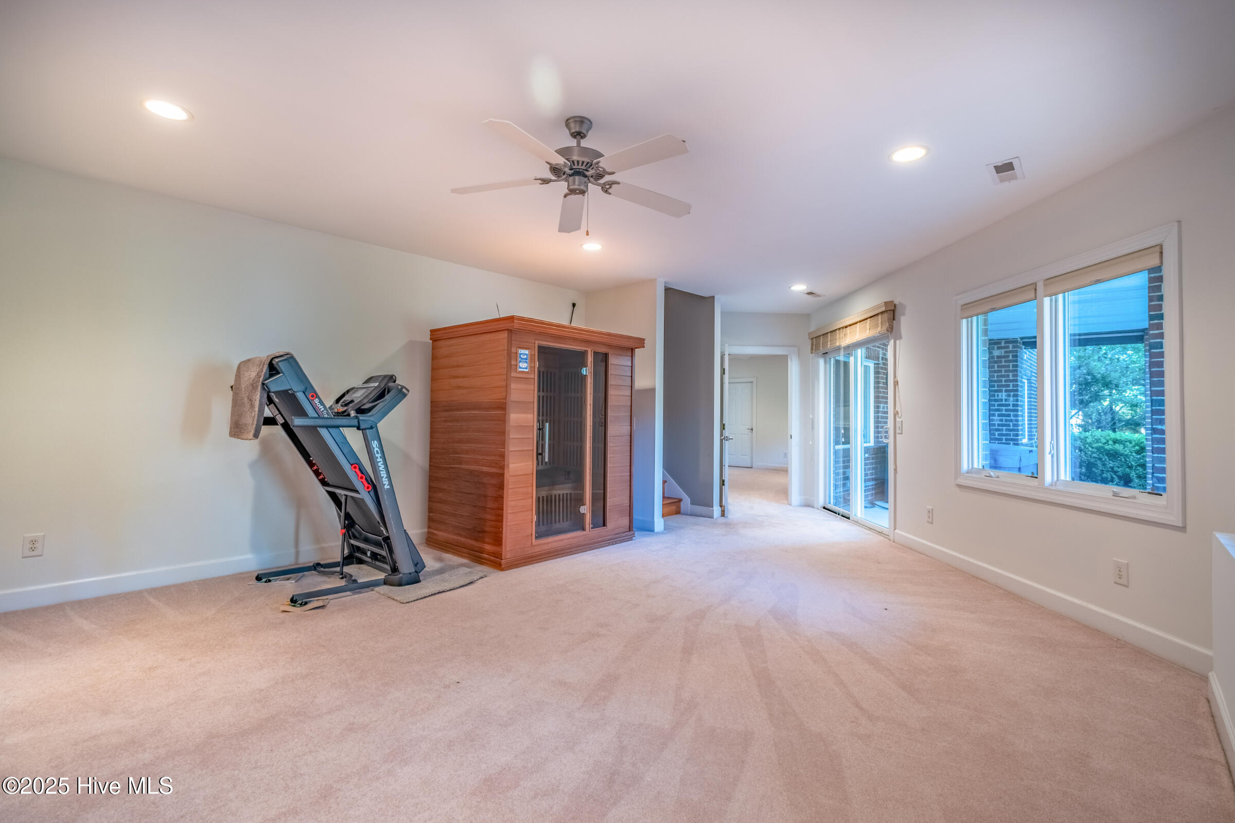 80 Lakewood Drive