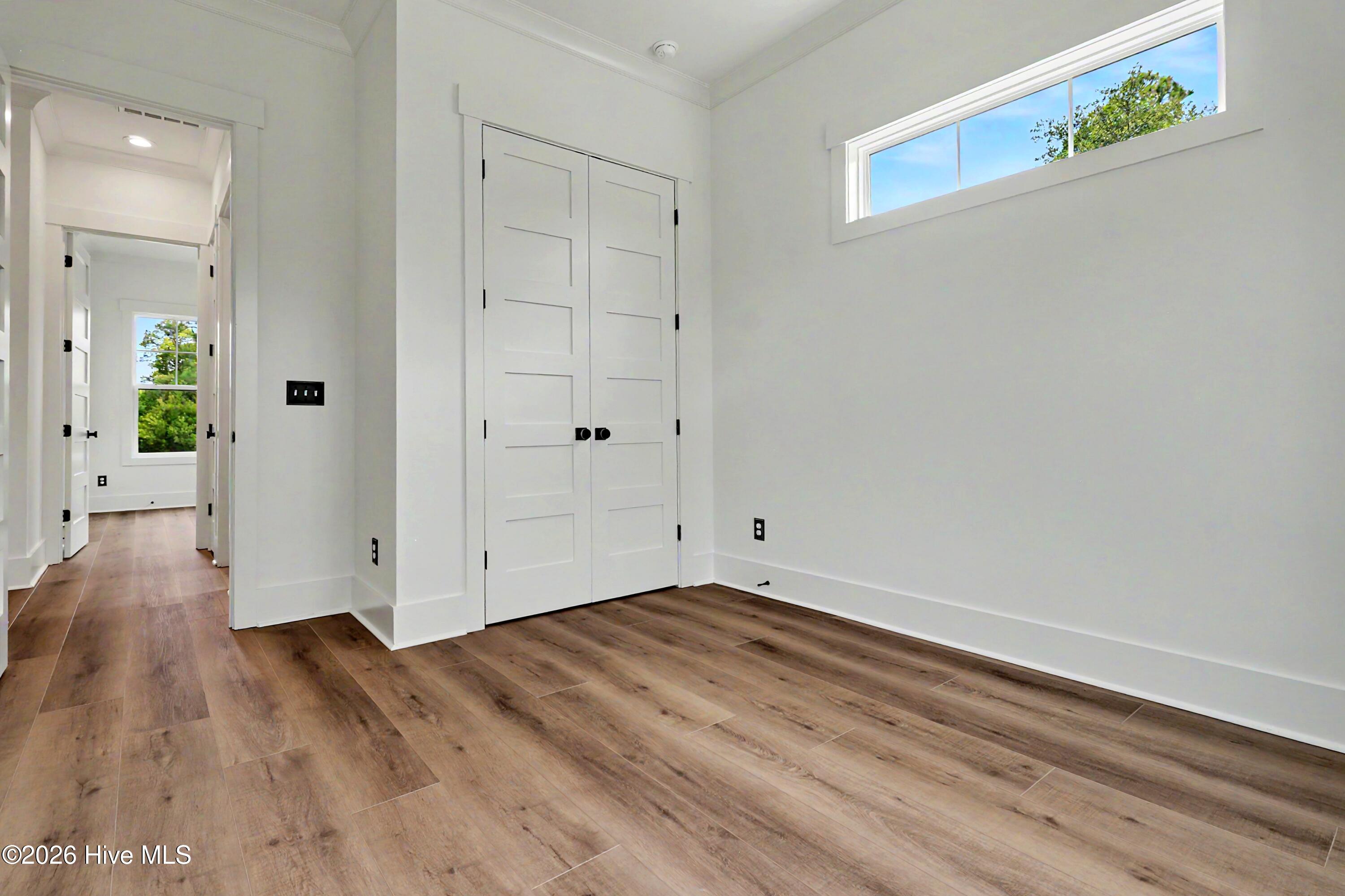 100580067 | Photo 31