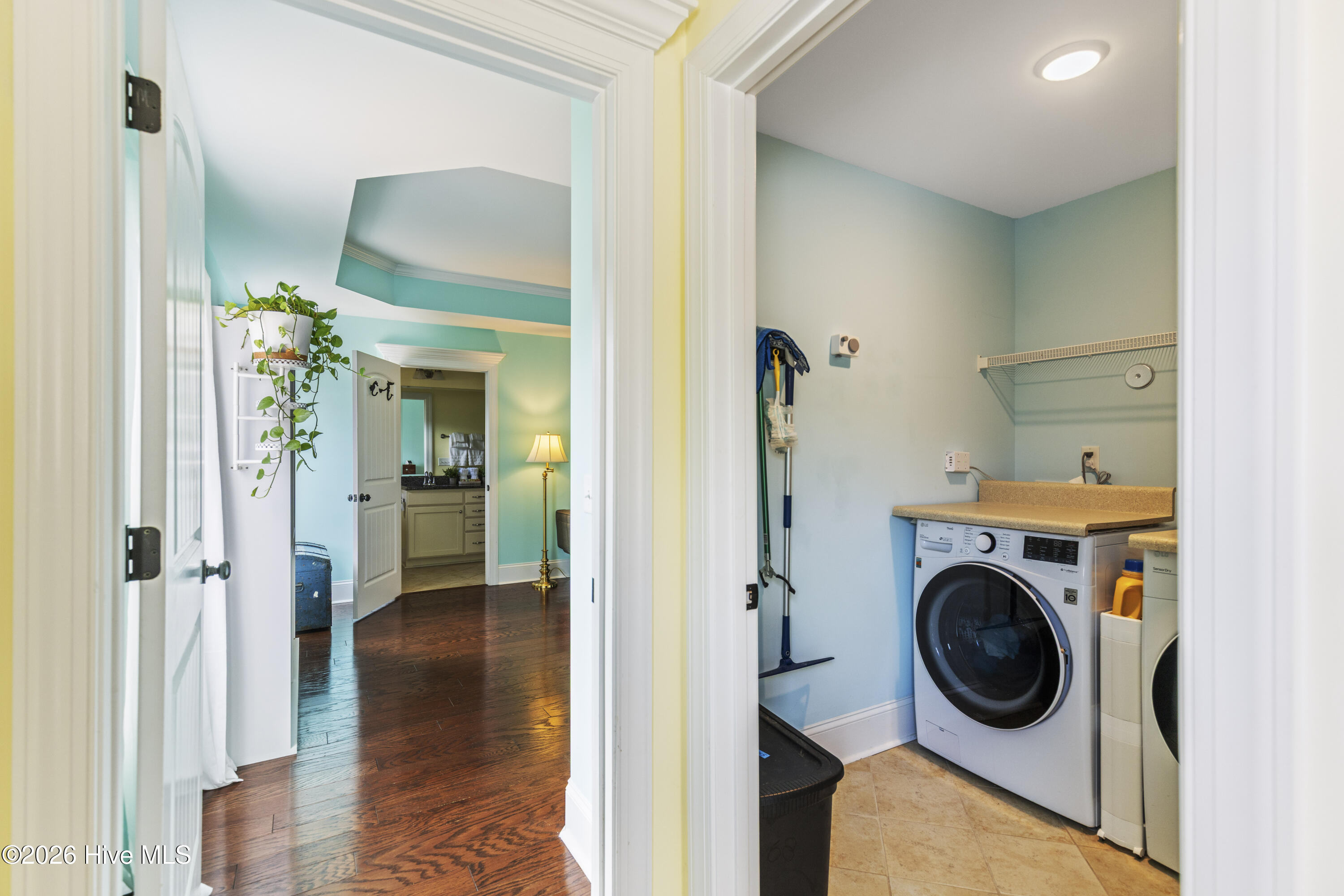 100551829 | Photo 39