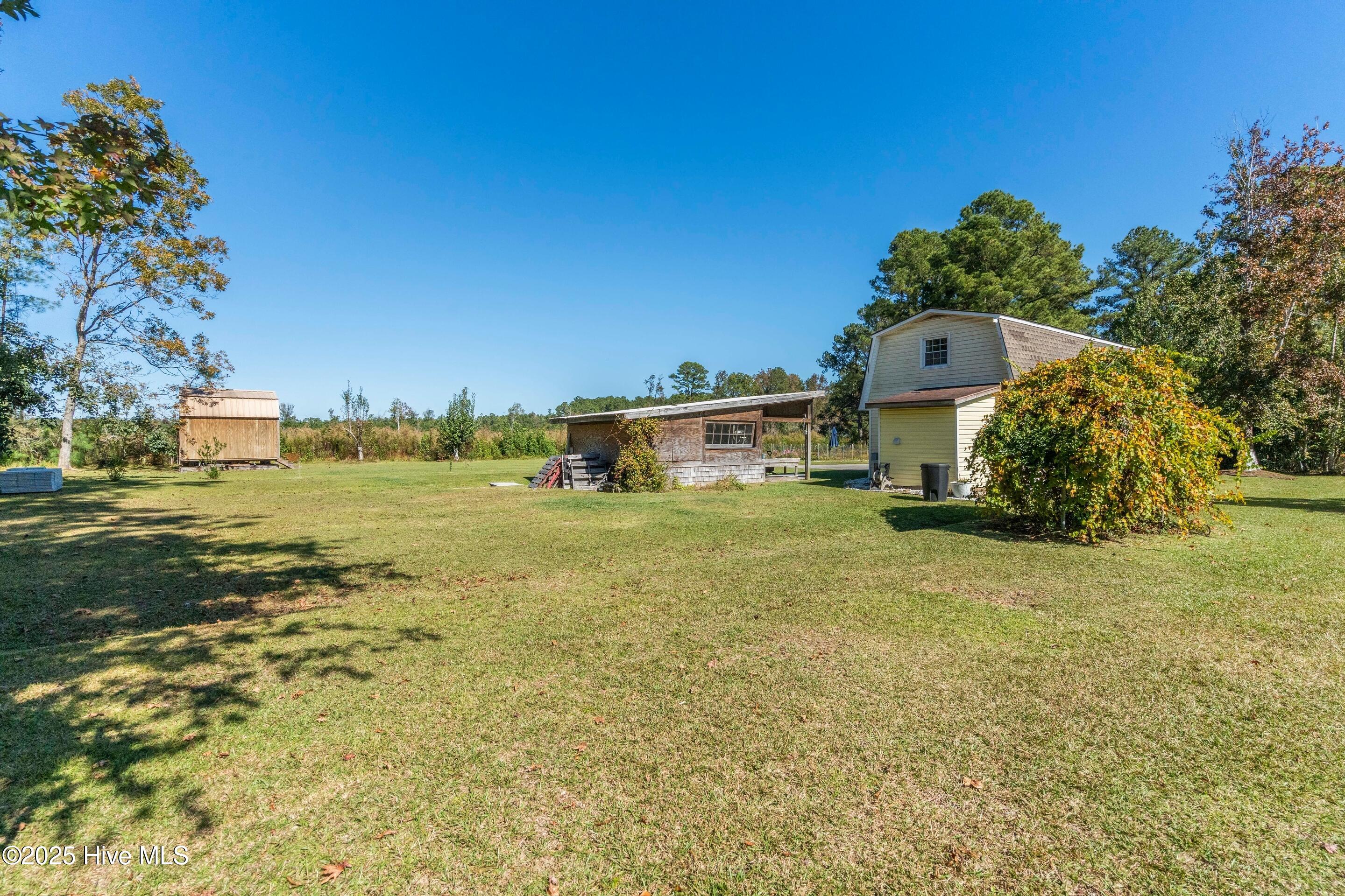 100563902 | Photo 26