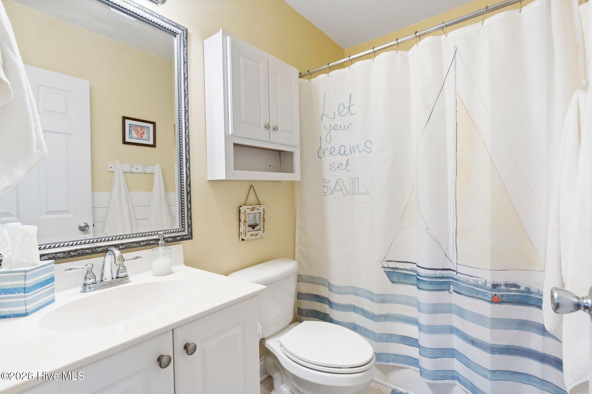 100554747 | Photo 19