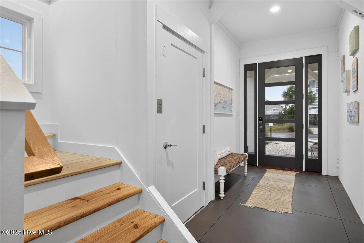 100544766 | Photo 34