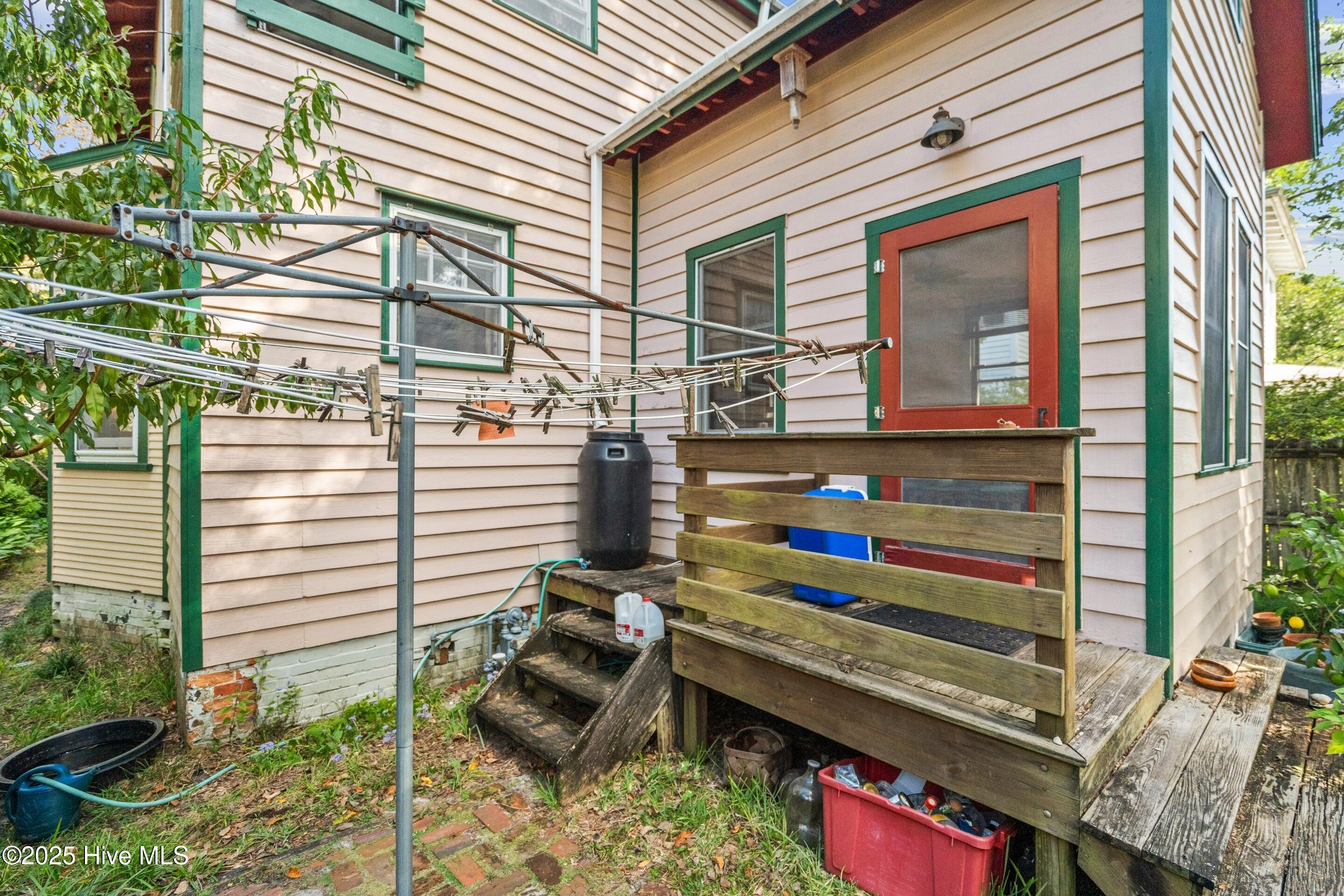 100535914 | Photo 45