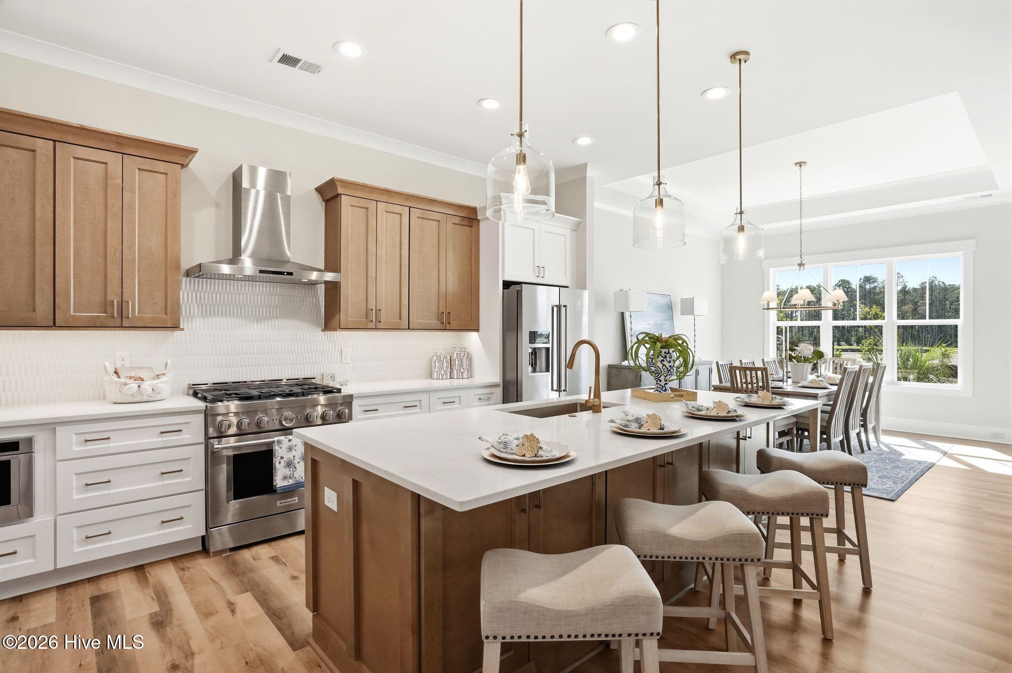 100537171 | Photo 30