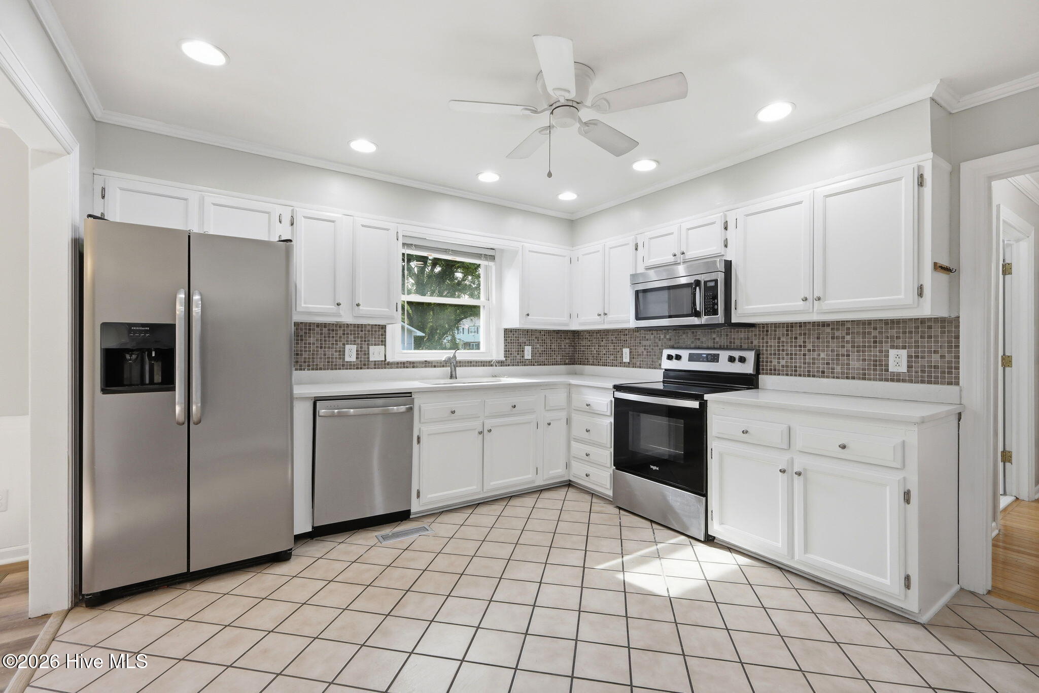 104 Gull Harbor Drive,Newport