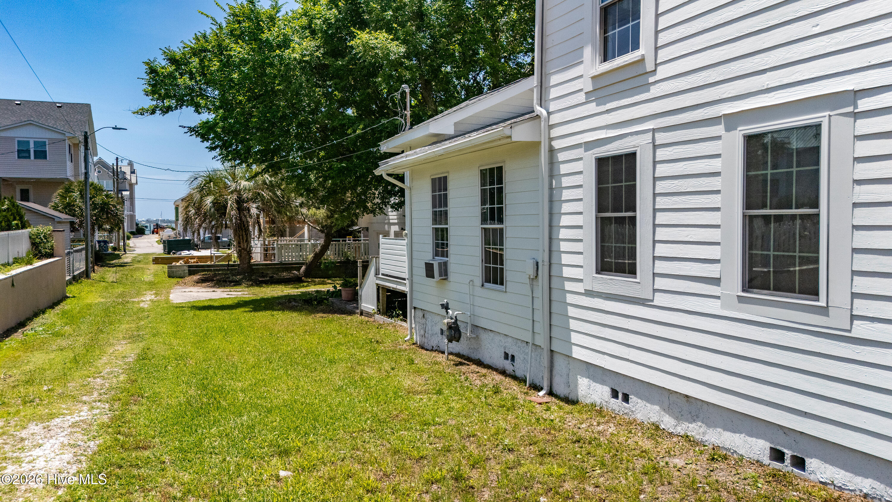 Exterior photo of 1105 Evans Street, Morehead City, NC 28557. MLS: 100597842