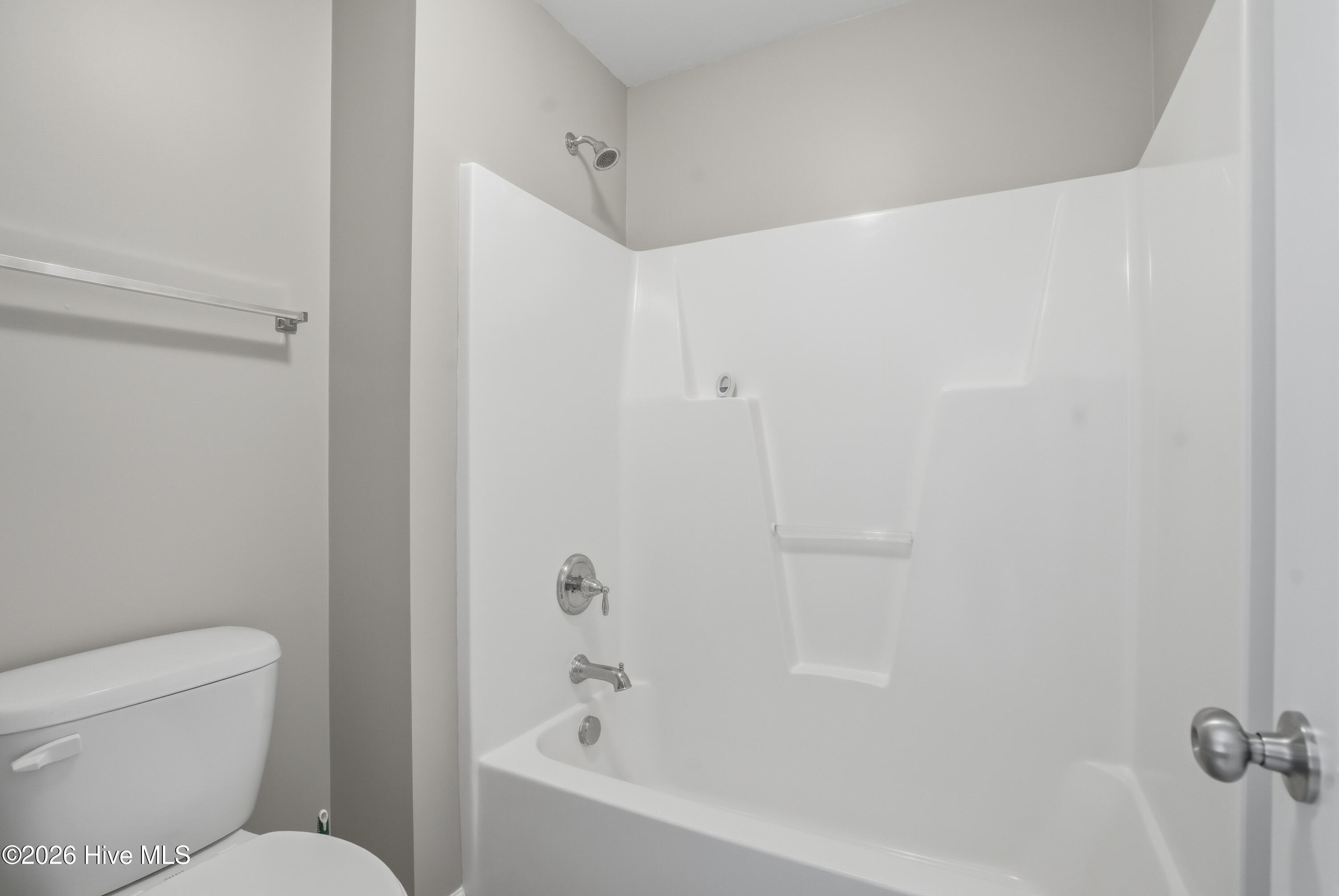 100564087 | Photo 38