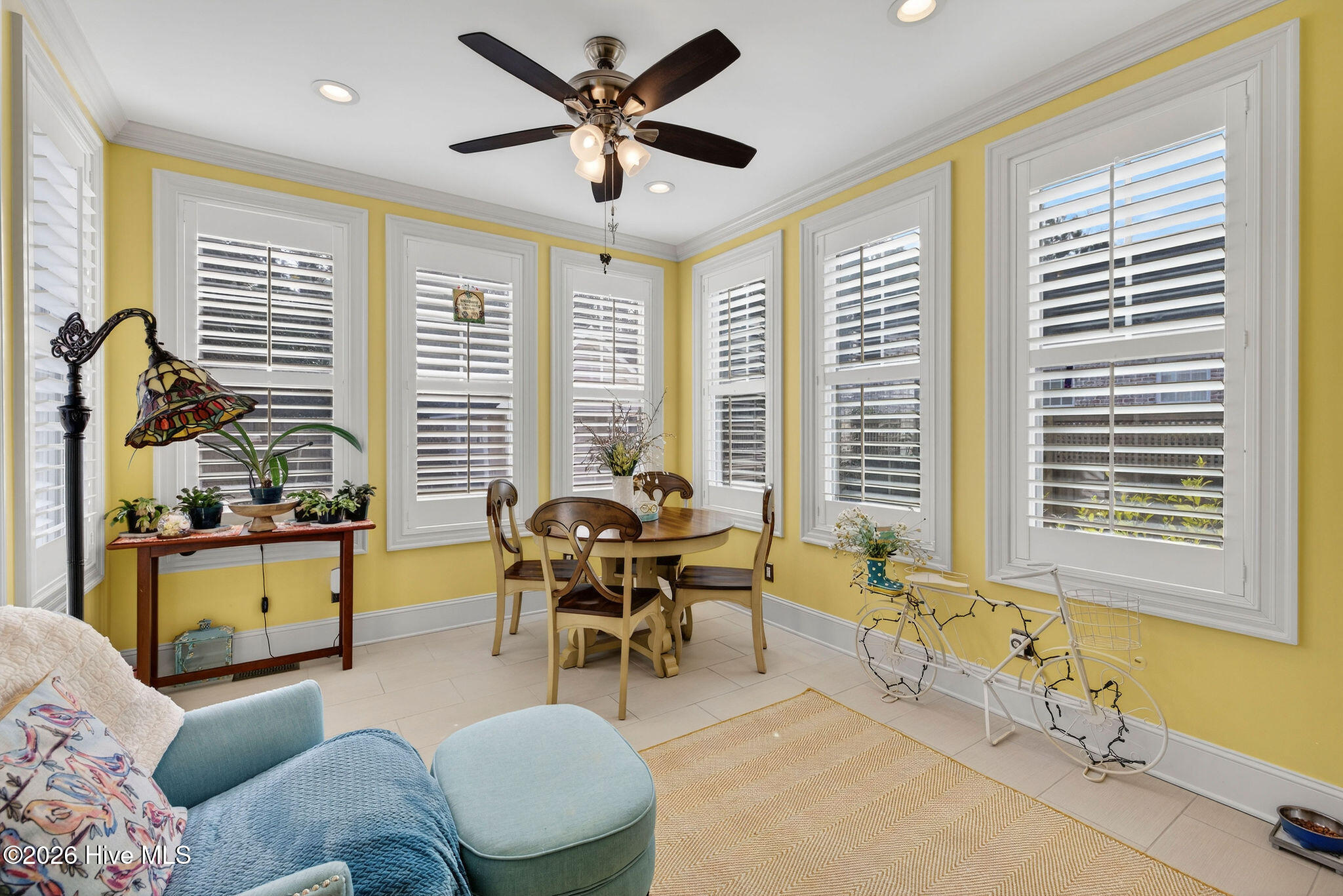 100547469 | Photo 22