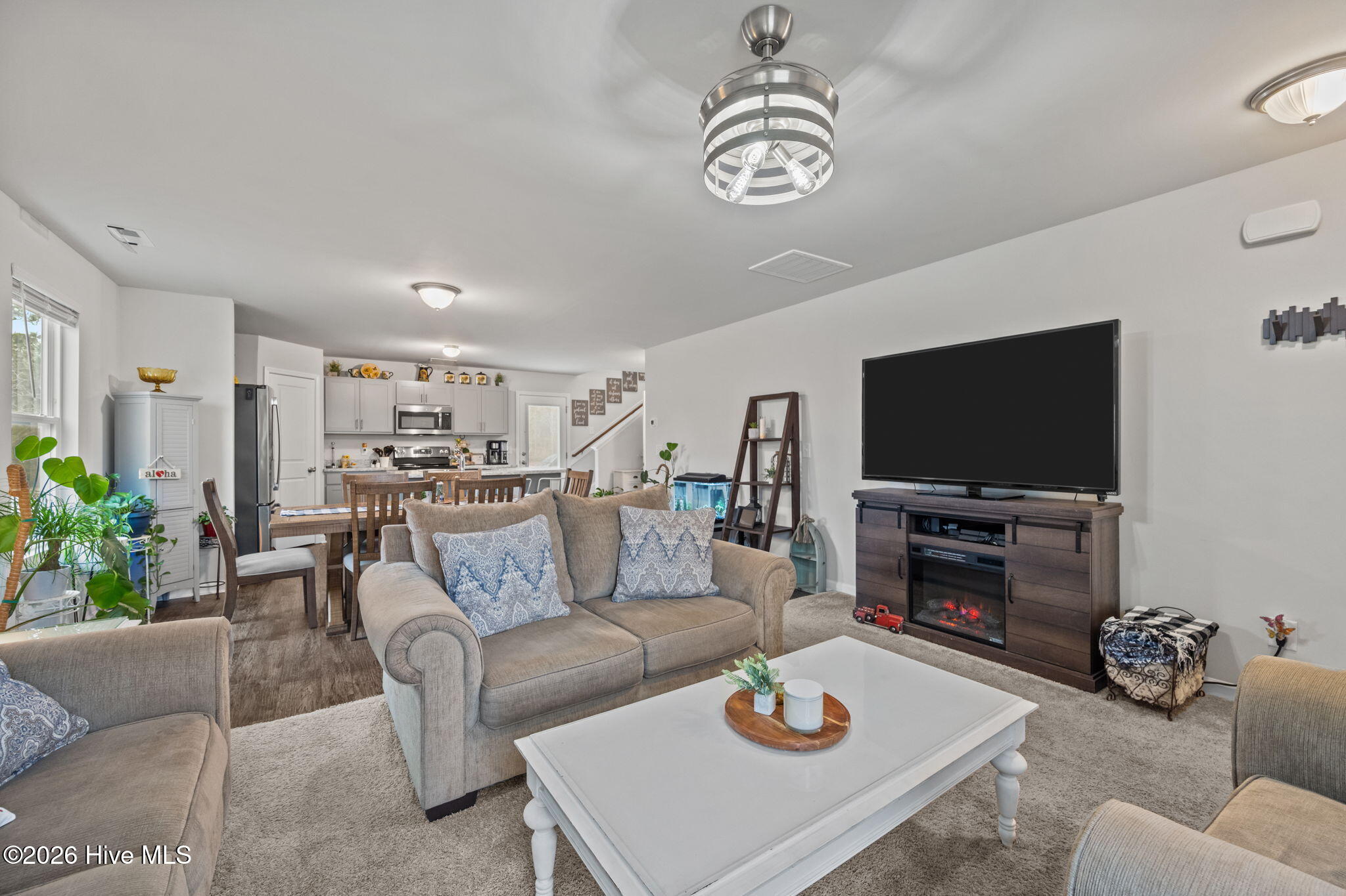 100552202 | Photo 24