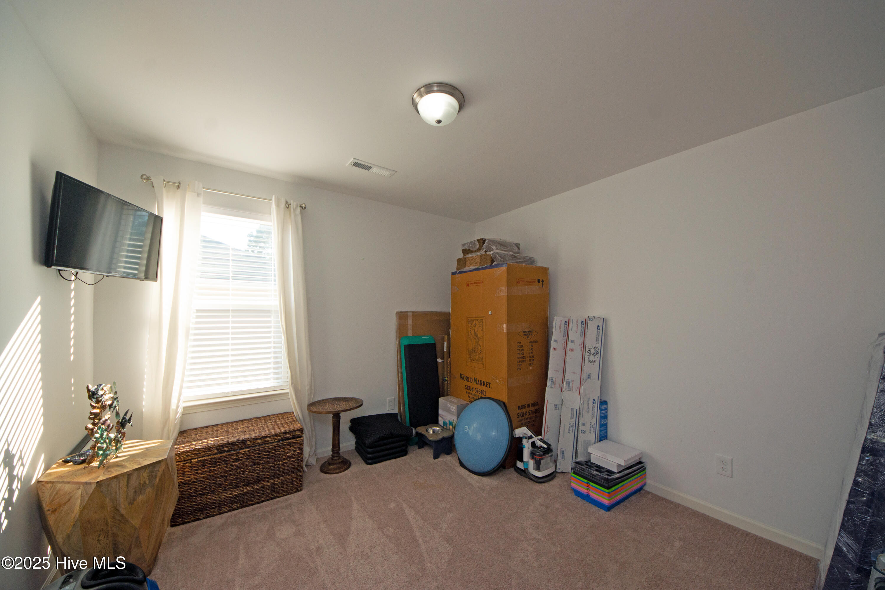 100542211 | Photo 37