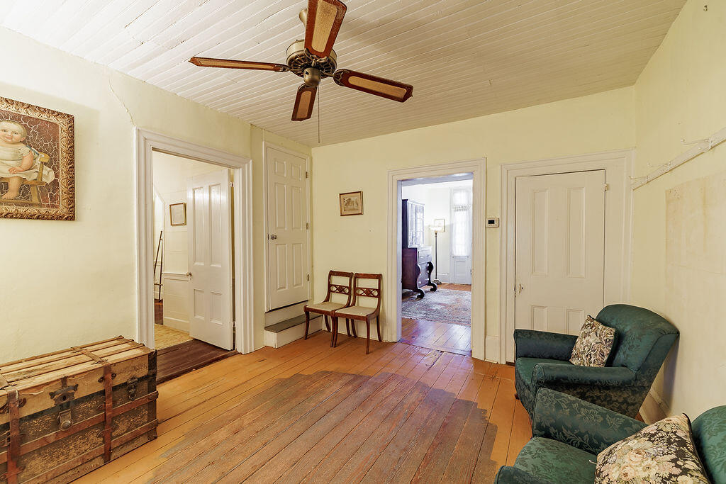 07 Back Hall