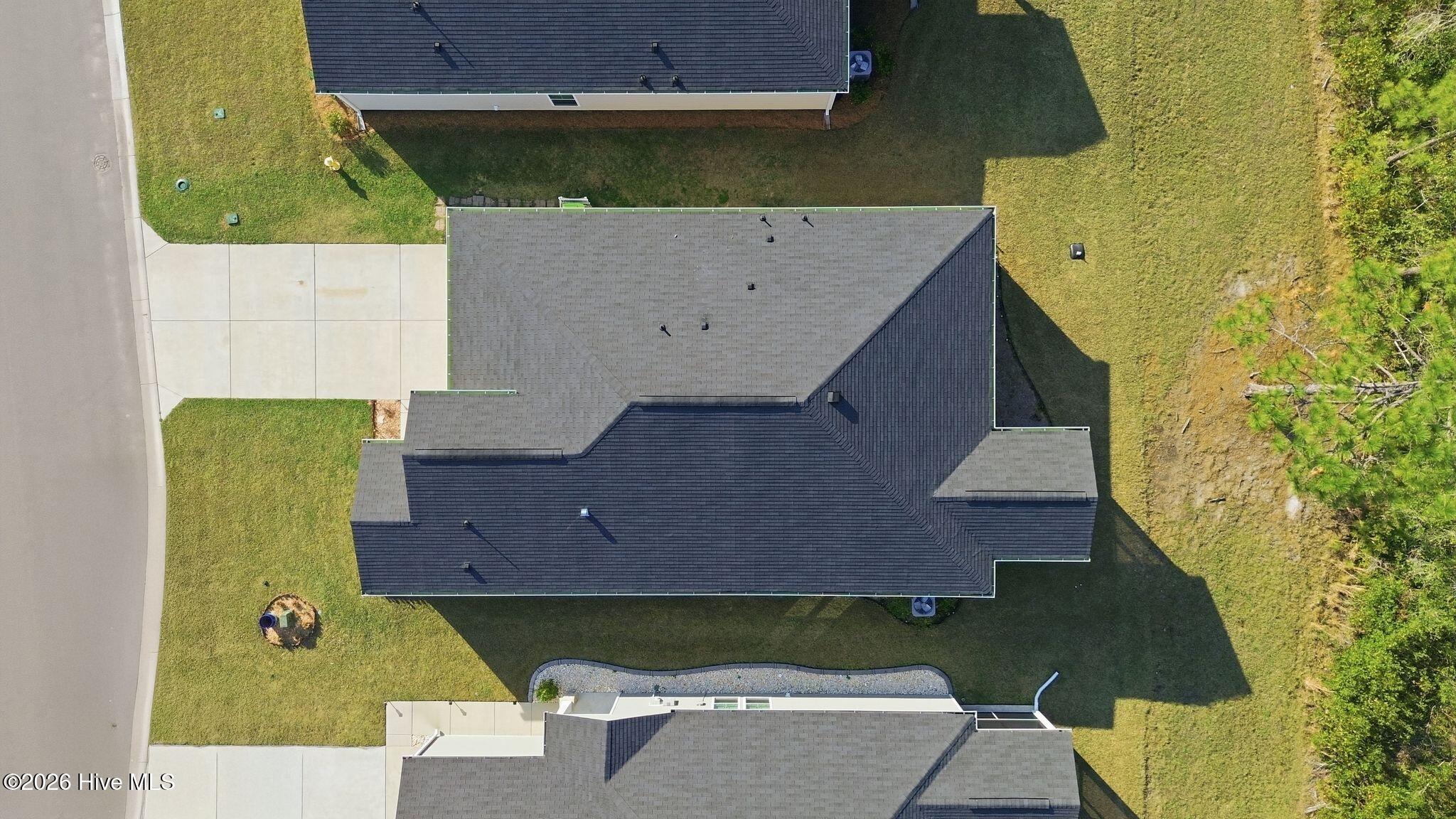 100560764 | Photo 38