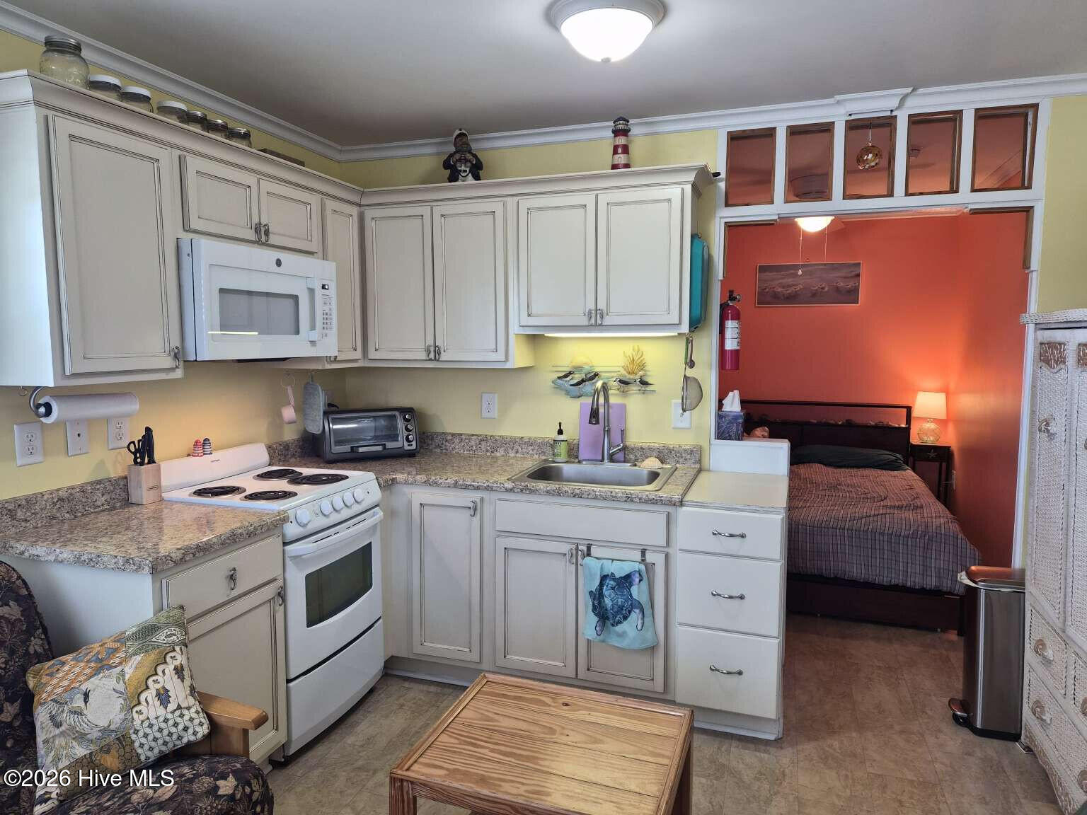 2401 W Fort Macon Road B220,Atlantic Beach