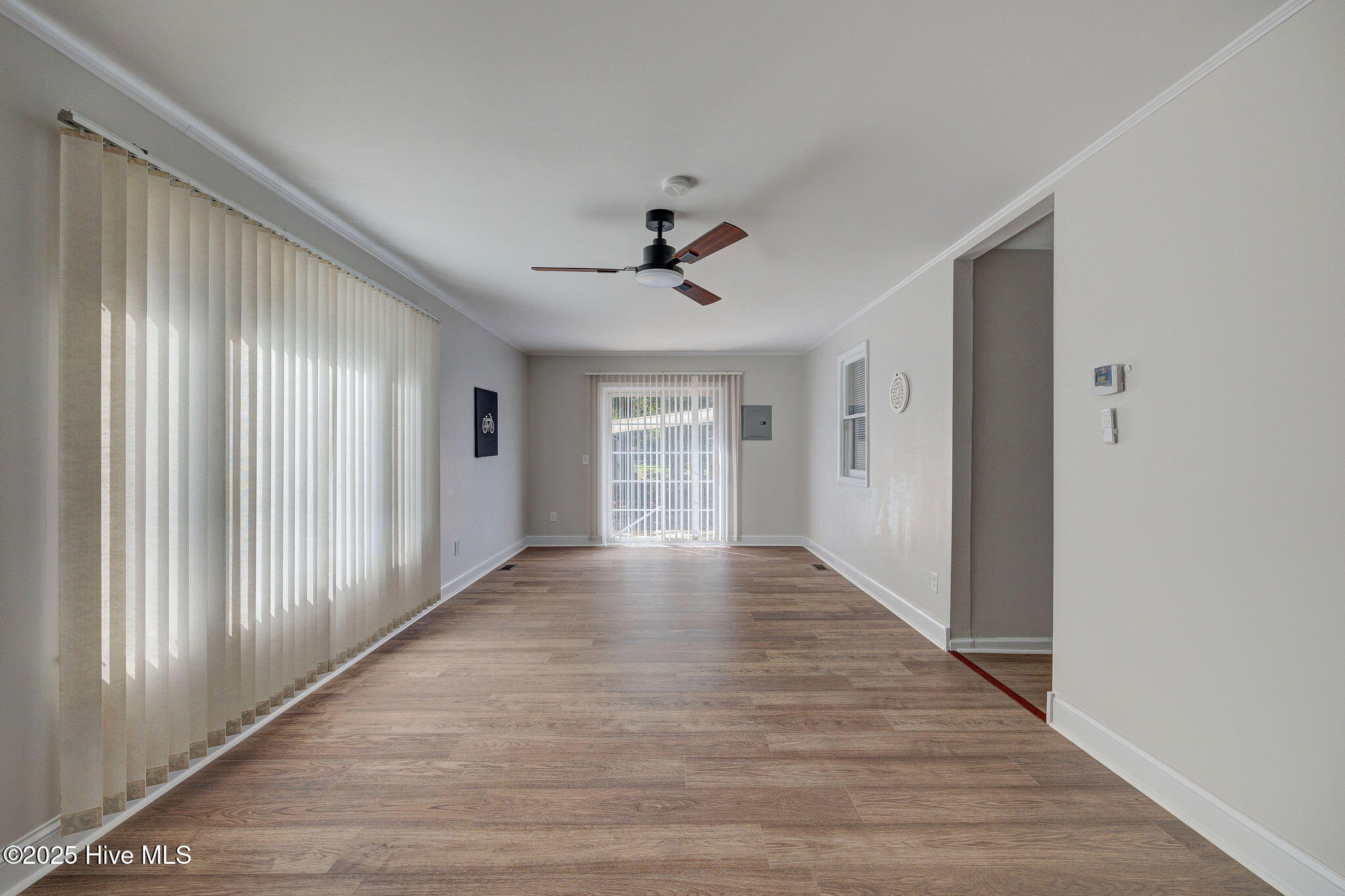 100534664 | Photo 28