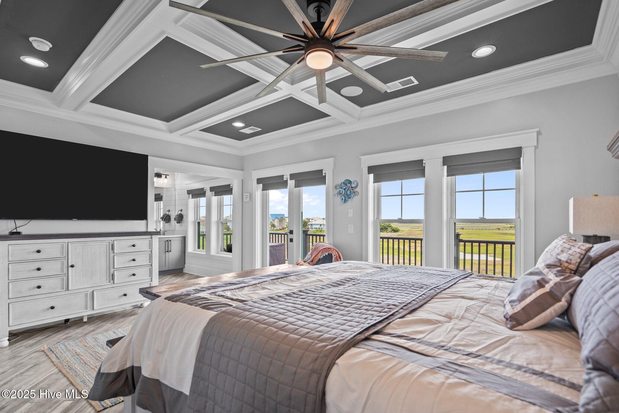 100514029 | Photo 31