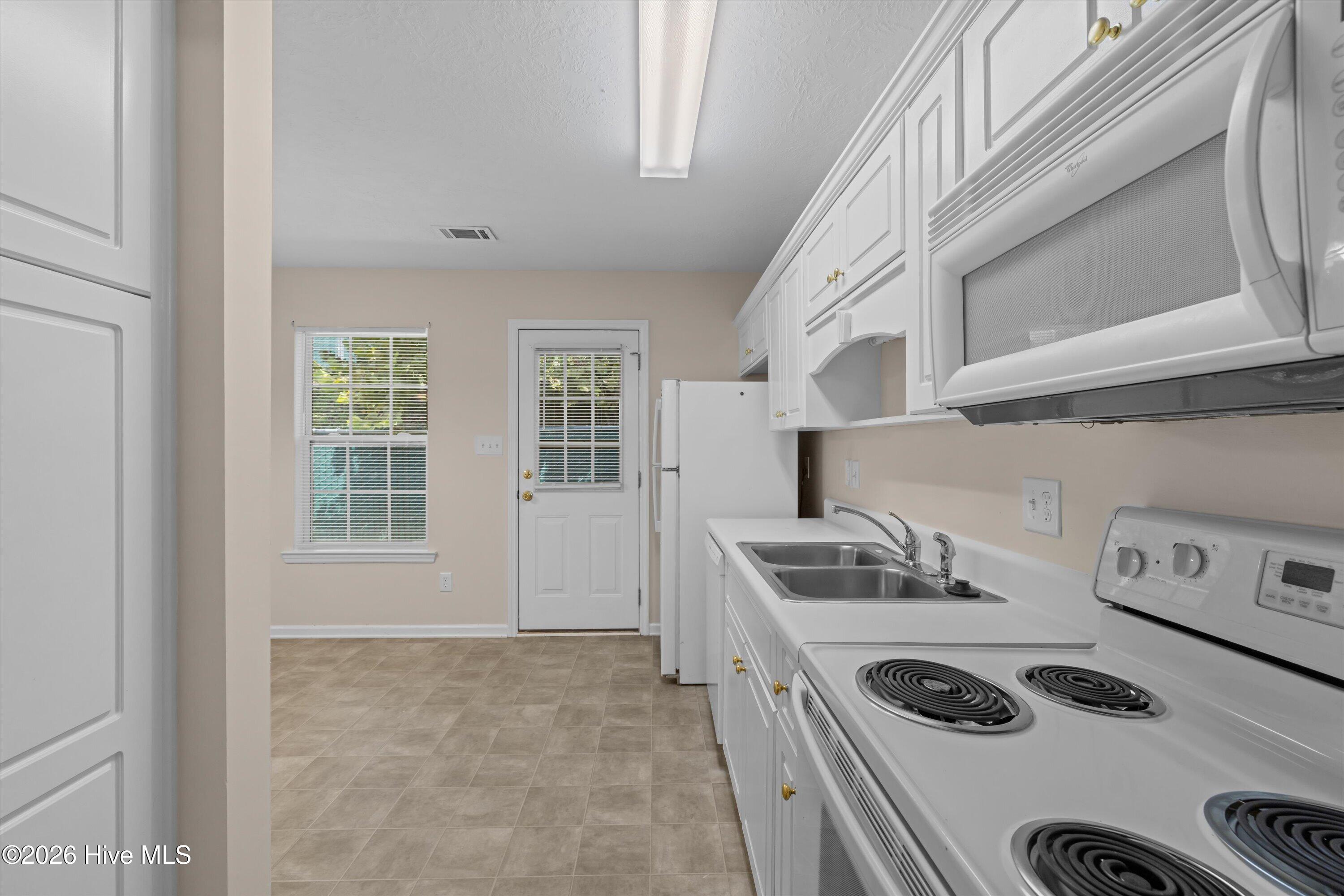526 Edgecliff Lane, Evans, GA 30809