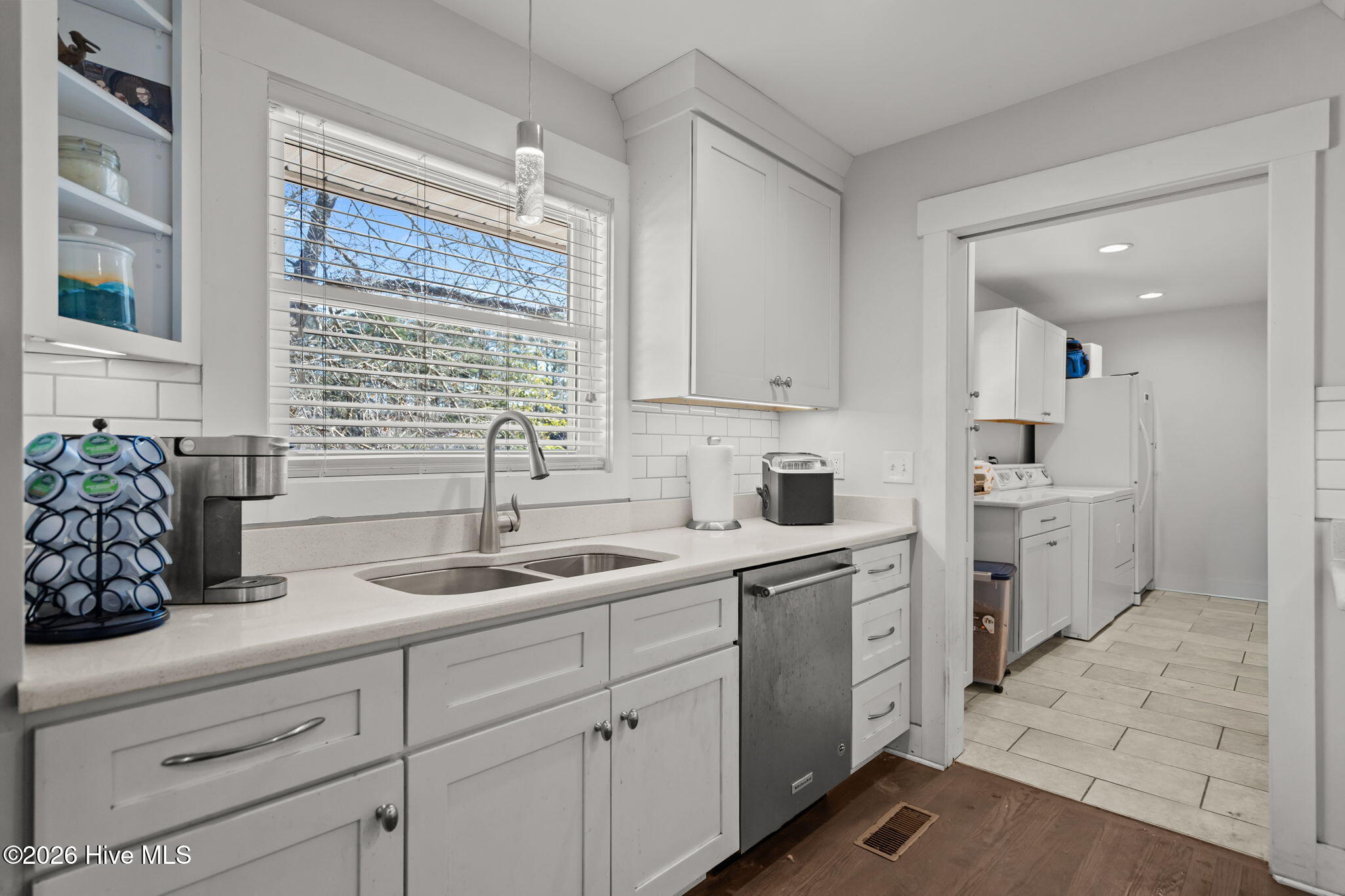 102 Fox Run Drive, Hampstead, NC, 28443