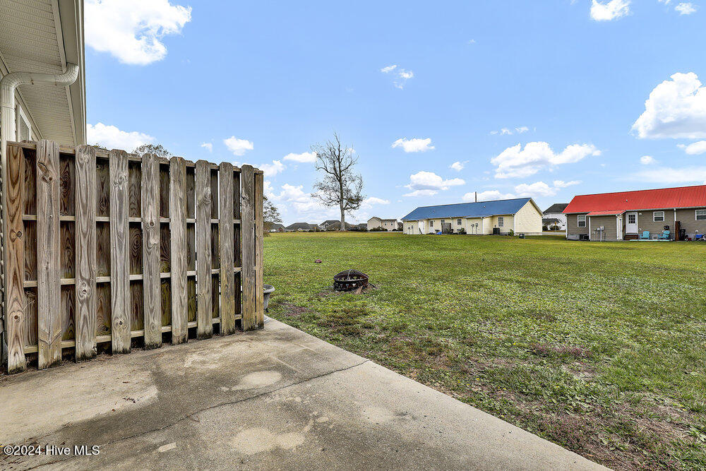 100550999 | Photo 22