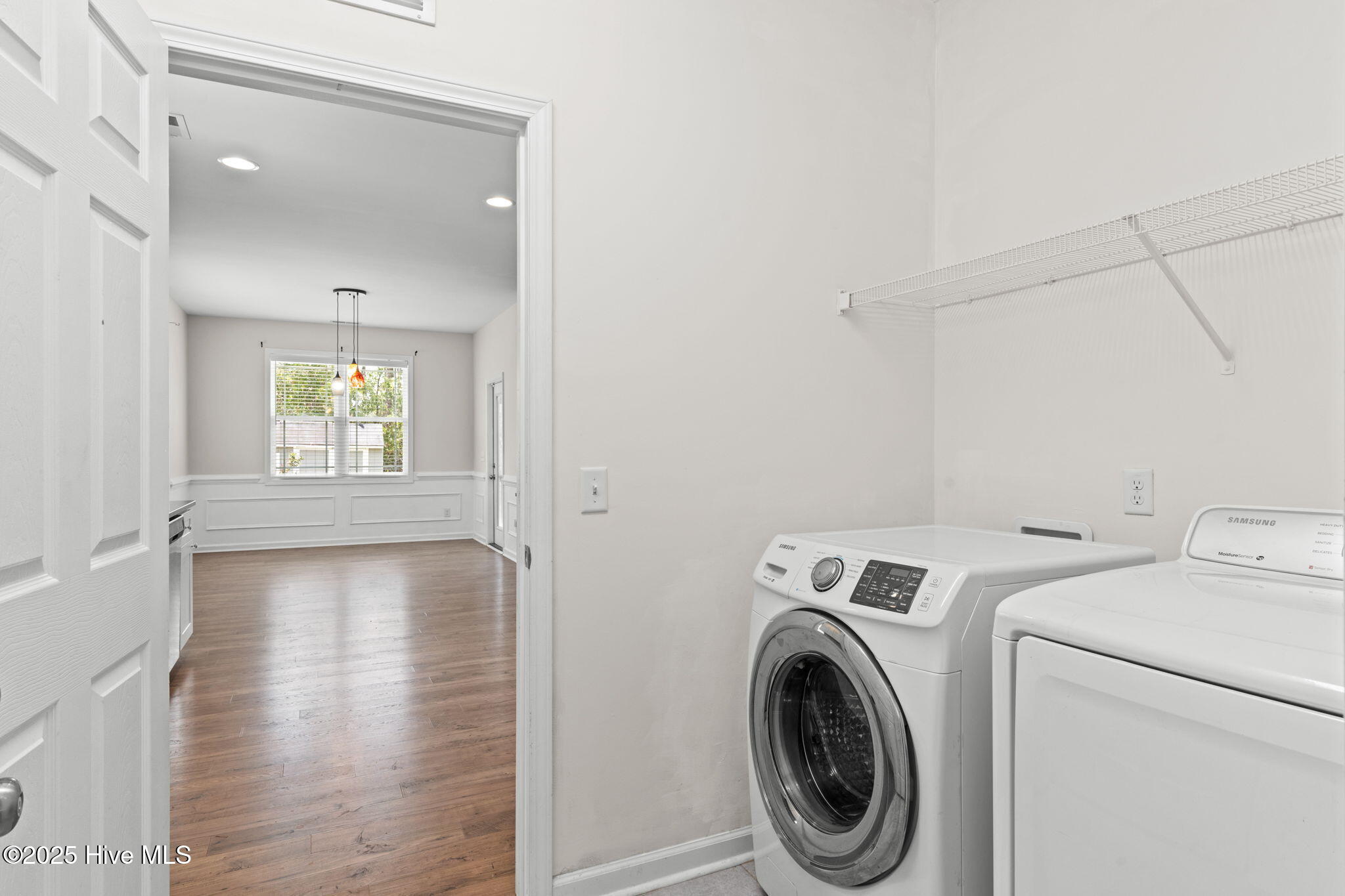 100501996 | Photo 32