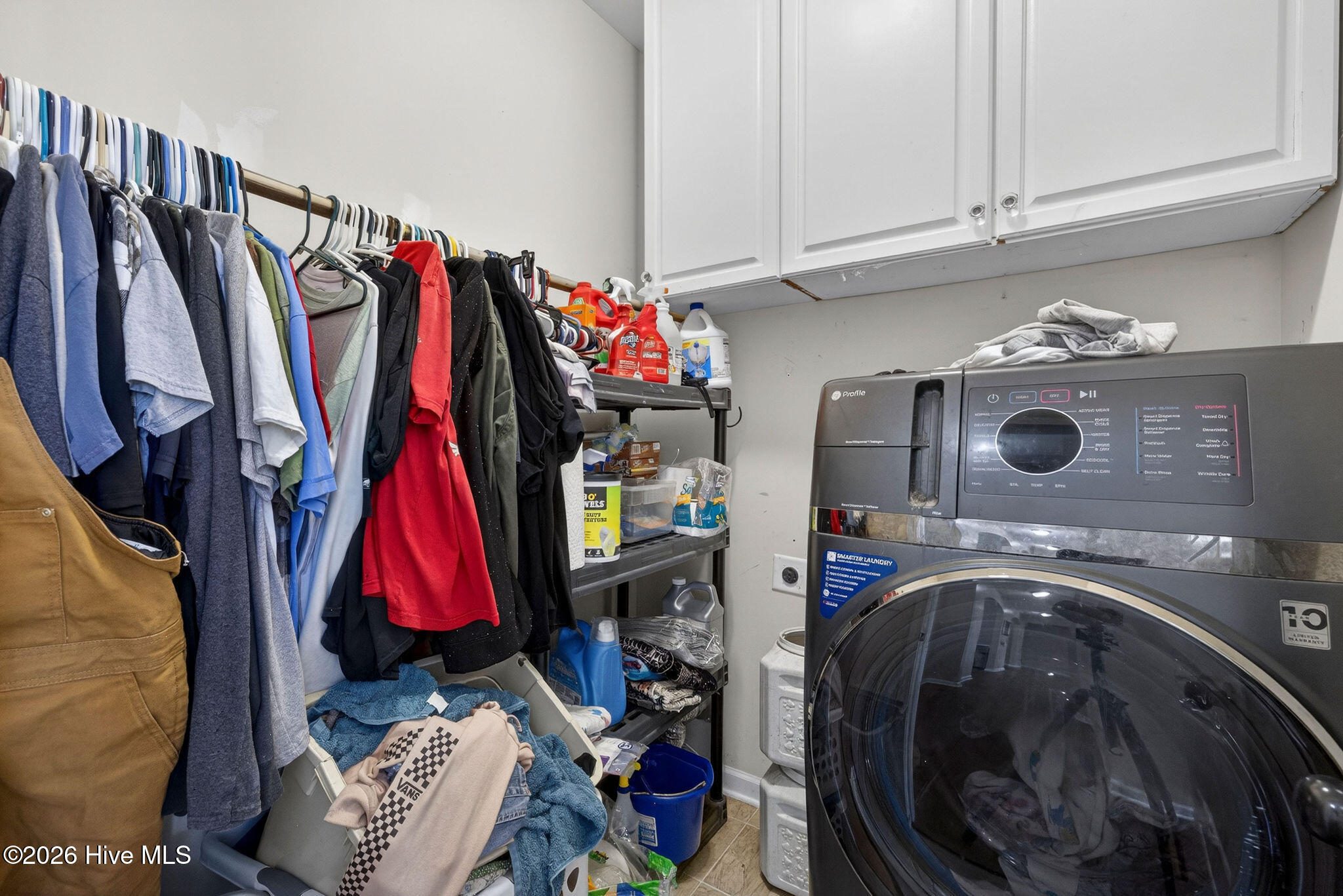 100568620 | Photo 26