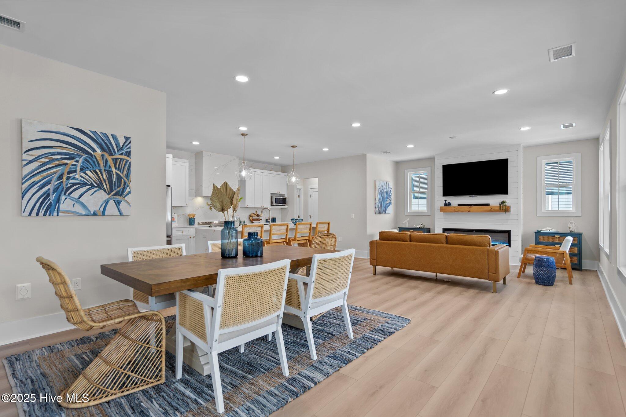 100519500 | Photo 22